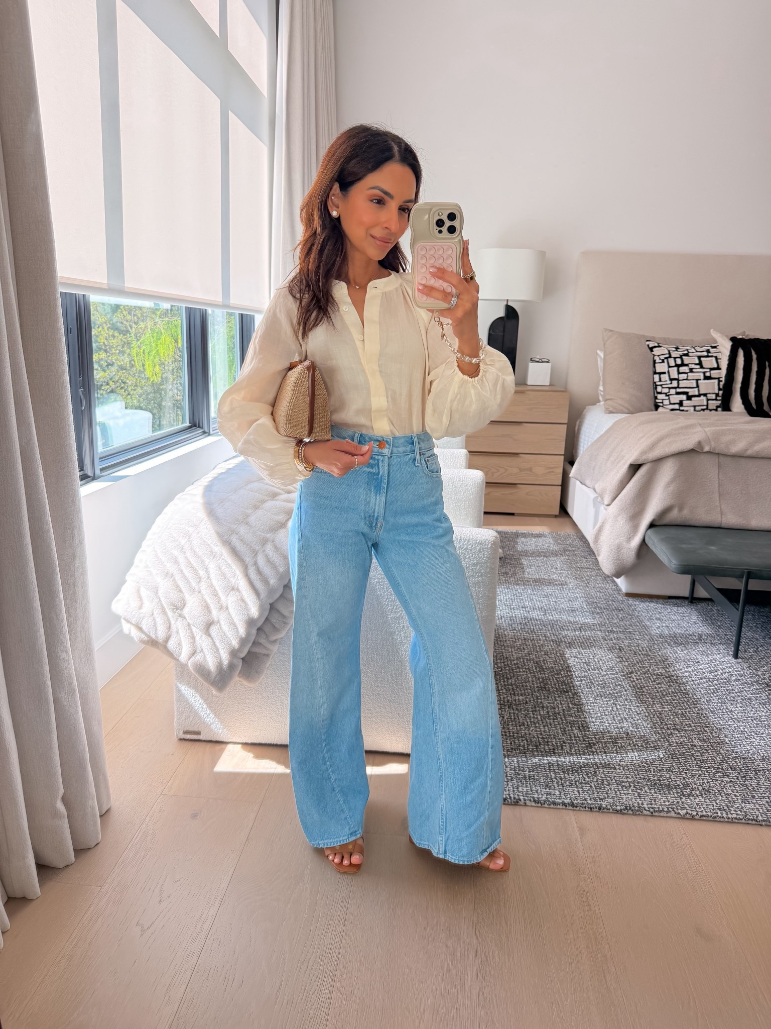 Wearing an xs in top & 24 petite length in denim, both run TTS! 

#LTKootd #LTKgrwm #LTKPetite