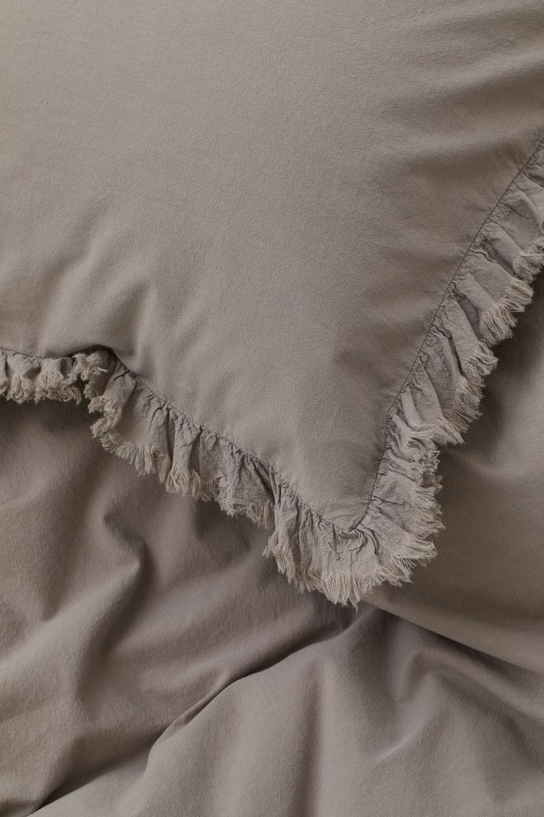 Ruffle-trimmed Twin Duvet Cover Set | H&M (US + CA)