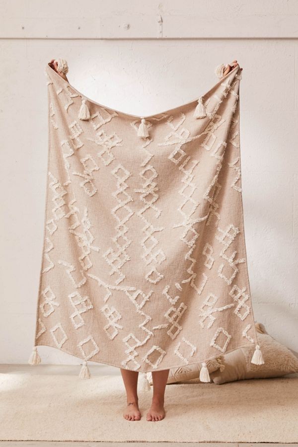 Geo Tufted Tassel Throw Blanket | Urban Outfitters (US and RoW)