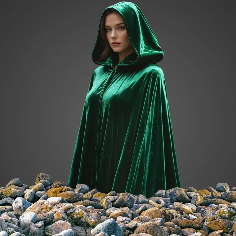 Emerald Green Velvet FULL Circle Cloak, Matching LINED Large Hood, W/2 Pockets, Custom Length - E... | Etsy (US)