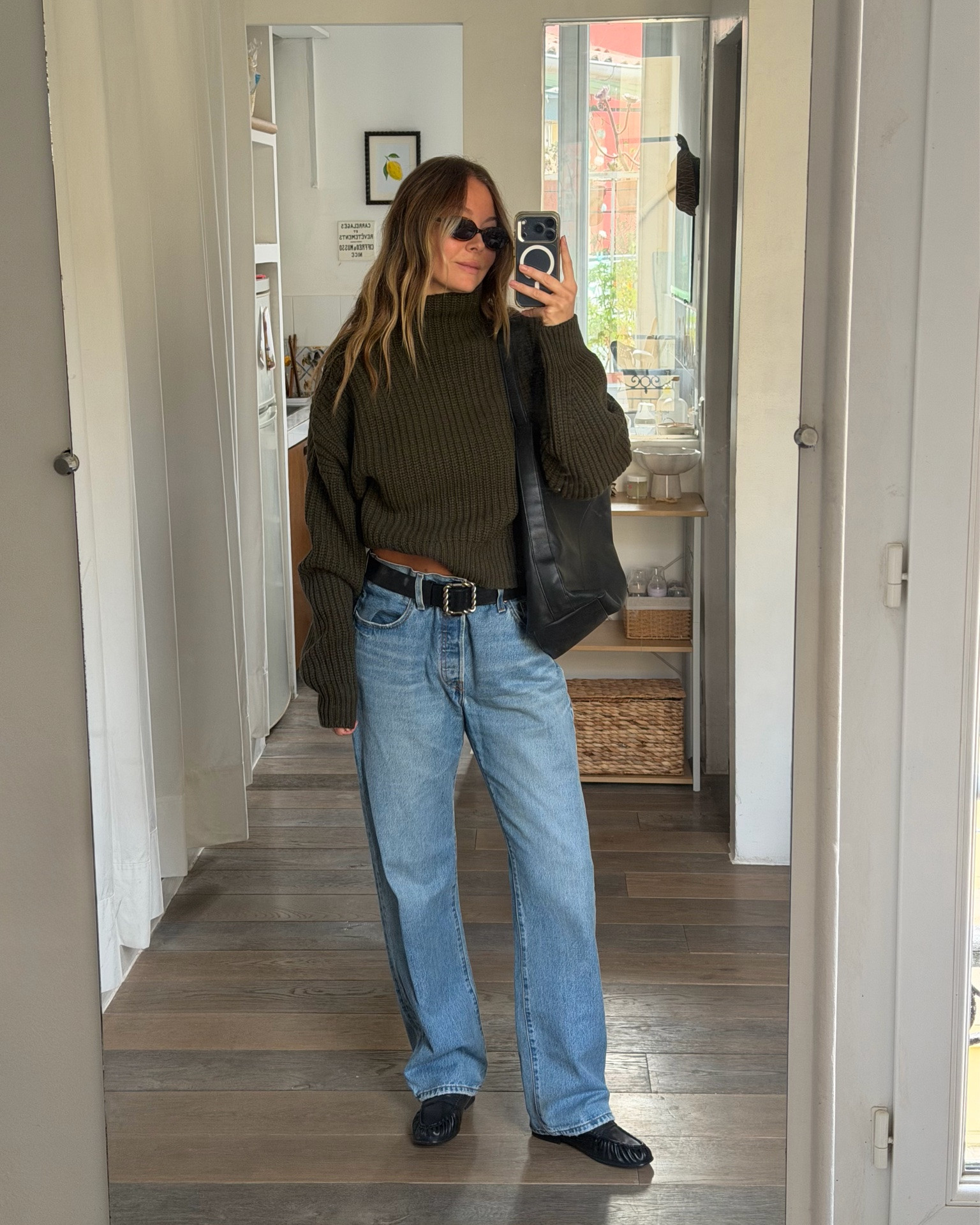 Chunky knit & oversized Levi’s.

These Levi’s are 4 sizes up from my usual size (they were my pregnancy jeans and I still love them)