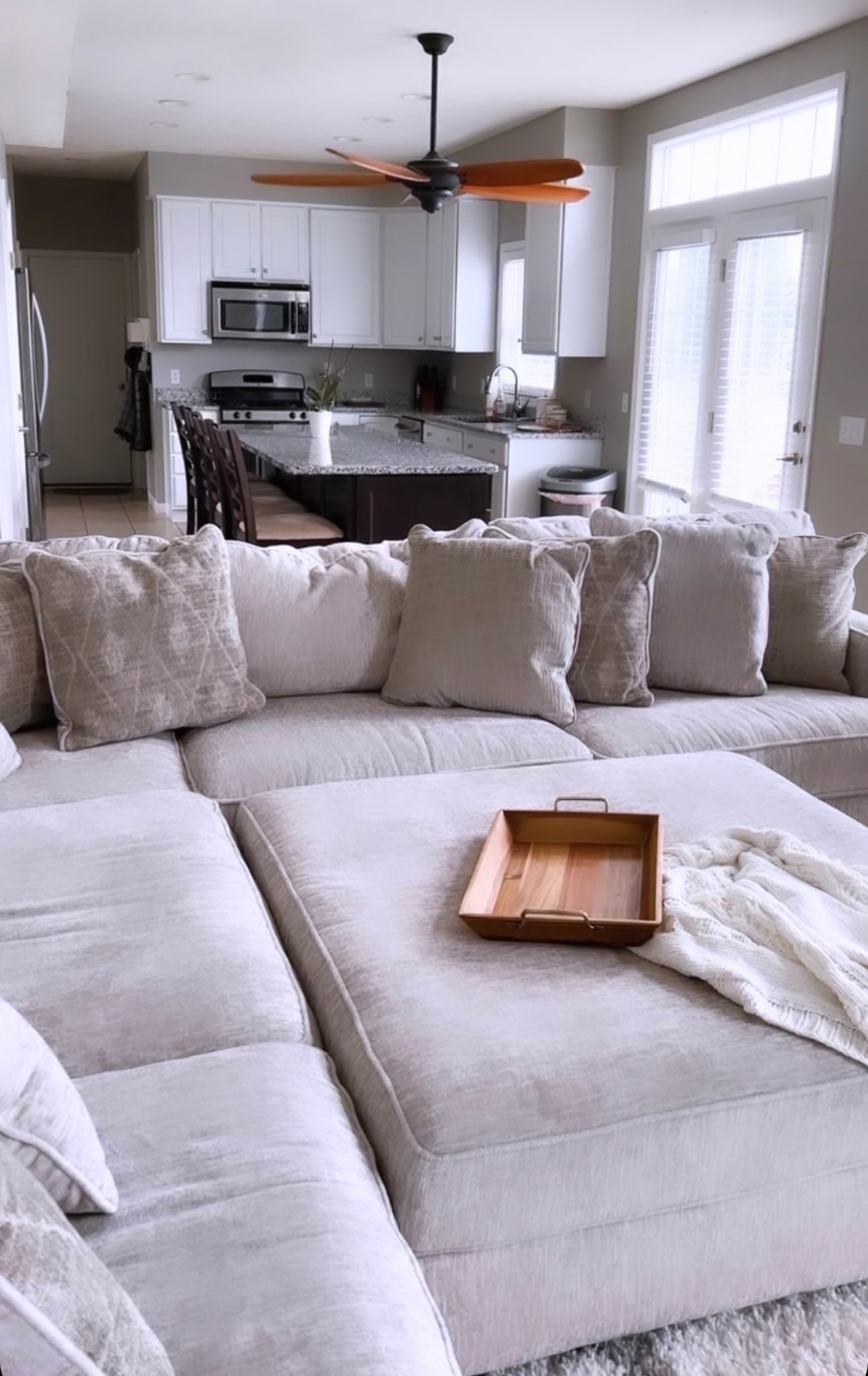 Large sectional sofas 

#livingroom #sectional #sofa

#LTKHome #LTKStyleTip #LTKSeasonal