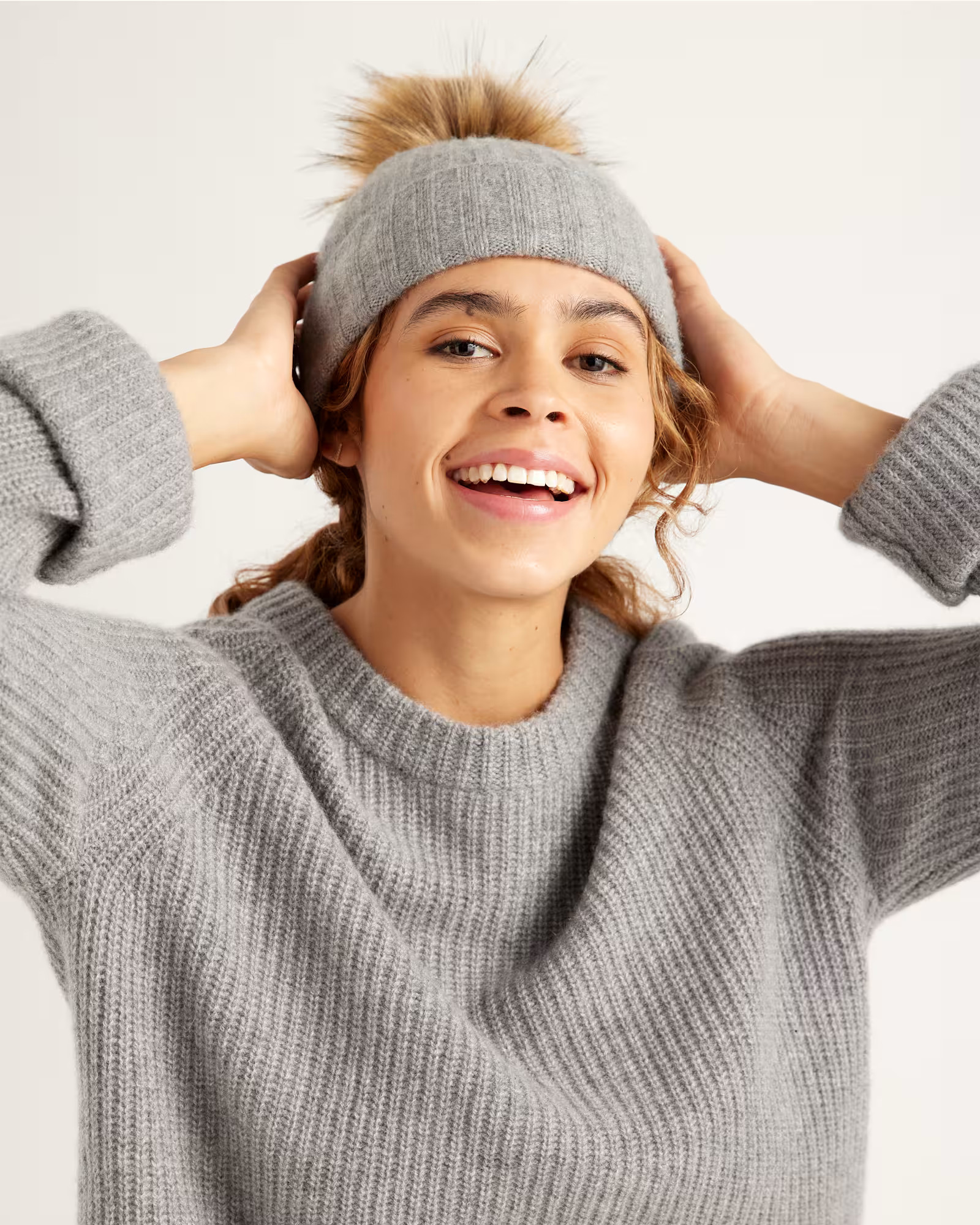 Mongolian Cashmere Pom Pom Beanie | Quince