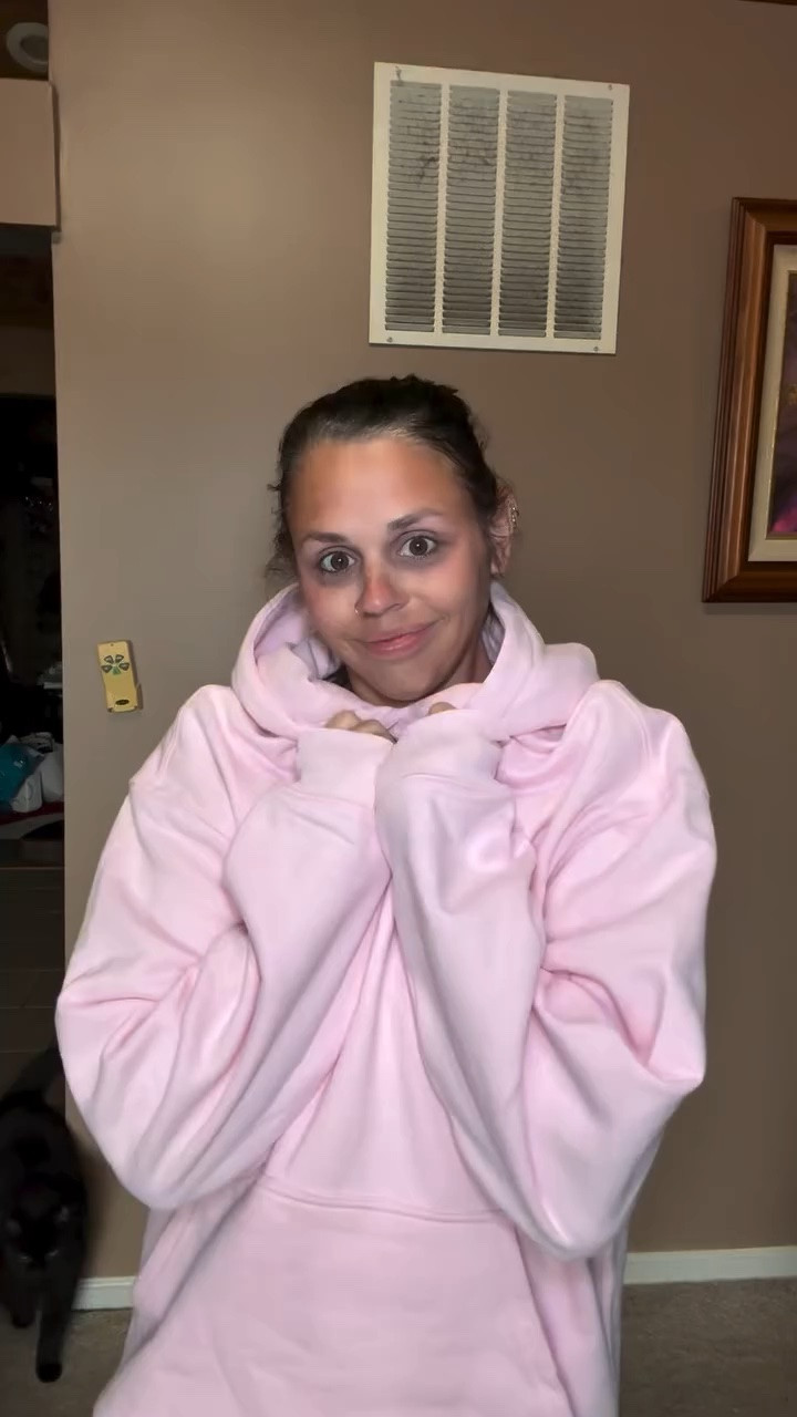 The ☁️NEW☁️ @comfrt Halo Lightweight Oversized Hoodie is perfect for those summer nights!!  Grab yours now before it’s too late. This hoodie is going fast!  Click my bio link to save 15% at checkout  #comfrt #comfrtambassador #comfy #cozy #summer

#LTKSaleAlert #LTKActive #LTKootd