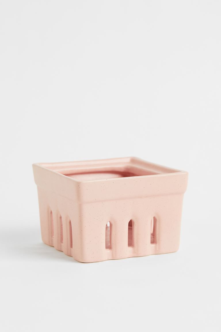 New ArrivalBerry basket in glazed stoneware for serving and storage of items such as fresh berrie... | H&M (US)