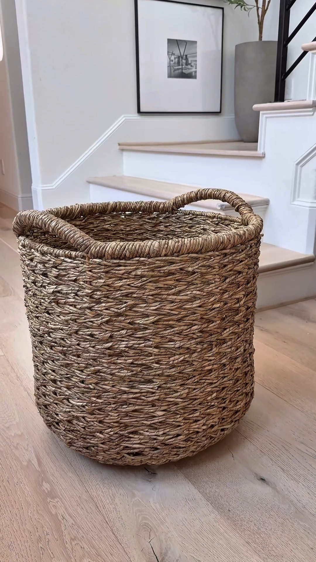 A simple touch that instantly makes guests feel at home: disposable house shoes. 🏡✨ 

Perfect for keeping floors clean, adding comfort, and giving friends and family that cozy, hotel-like experience when they visit. 

No need to stress about outside shoes—everyone gets a fresh pair just for them. A small detail that makes a big impact.

Easy shopping made simple—click through to grab yours!

#LTKHome #LTKStyleTip #LTKSaleAlert