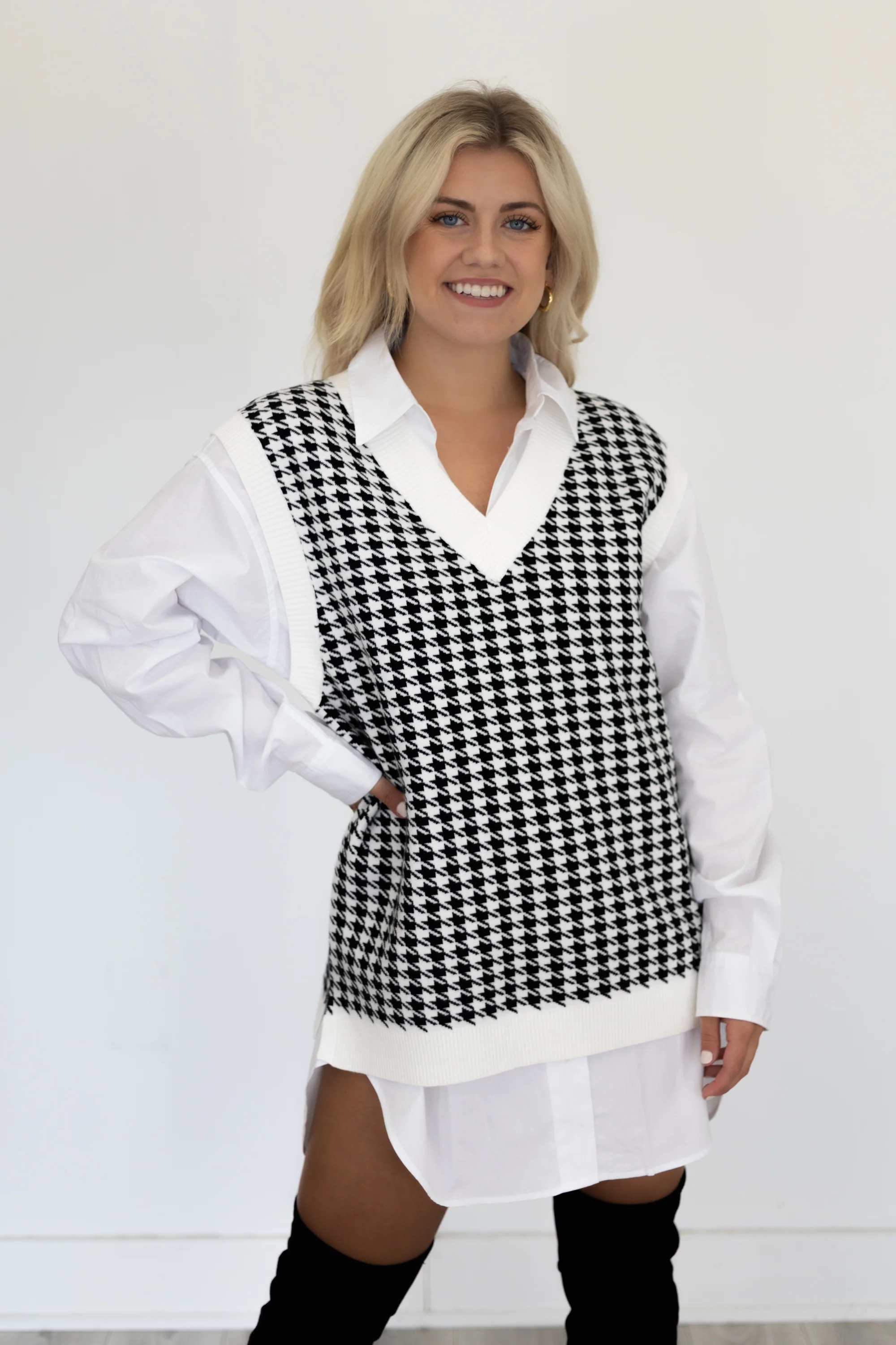 Park Days Sweater Vest | UOI Boutique