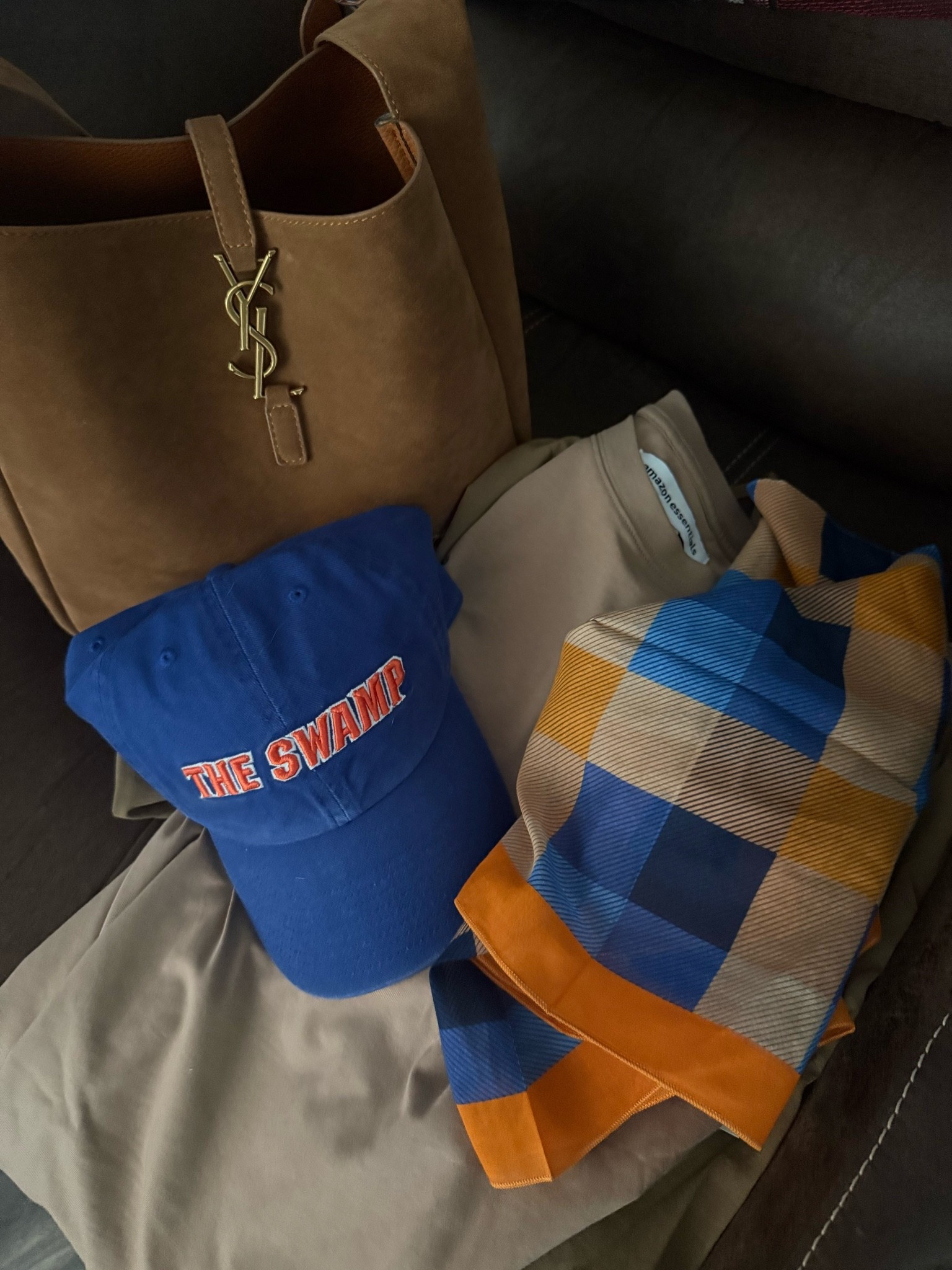 Gameday attire 💙🧡🧢🍂🤎 love these autumn tones with our Gator colors

#LTKdayinmylife #LTKSeasonal #LTKootd