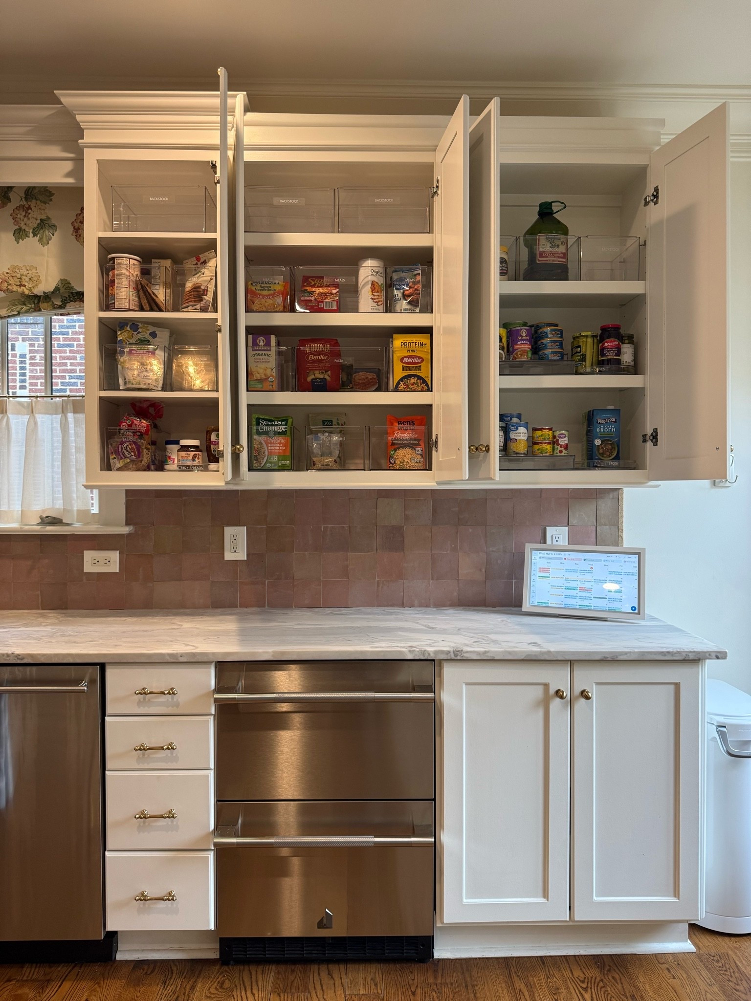 POV: your kitchen finally works the way you need it to. 🙌✨

When we come to a kitchen project like this one, we start by pulling everything out, edit what’s not serving you, and create systems that make everyday life easier. 

Summer’s coming fast - now’s the time to reset your kitchen before summer hits full speed. DM us to book your kitchen reset session with us.

#LTKHome #LTKmomlife #LTKKids