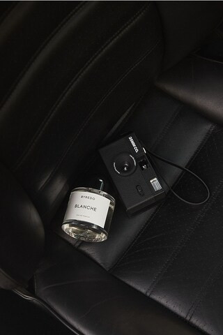 The Reloader Reusable Film Camera in Charcoal | Revolve Clothing (Global)