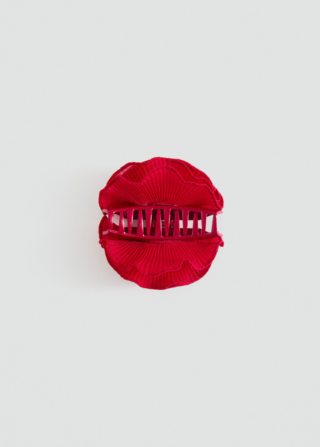 Textured-flower hair clip - Women | MANGO USA | Mango (US/MX/AU)