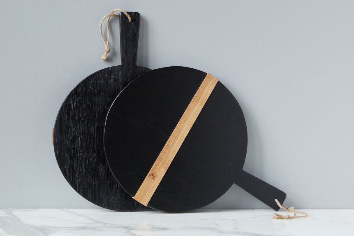 Black Round Mod Charcuterie Board, Small | etúHOME