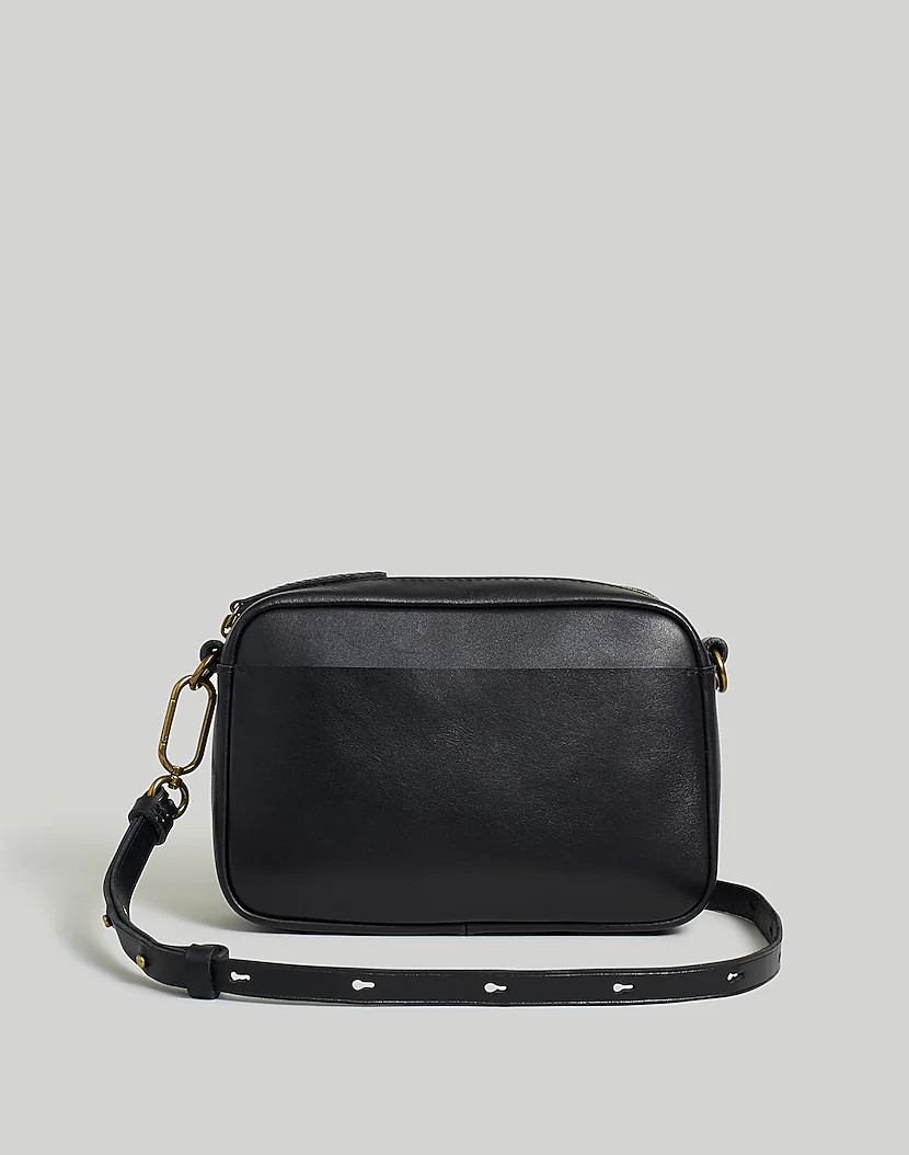 The Leather Carabiner Medium Crossbody Bag | Madewell