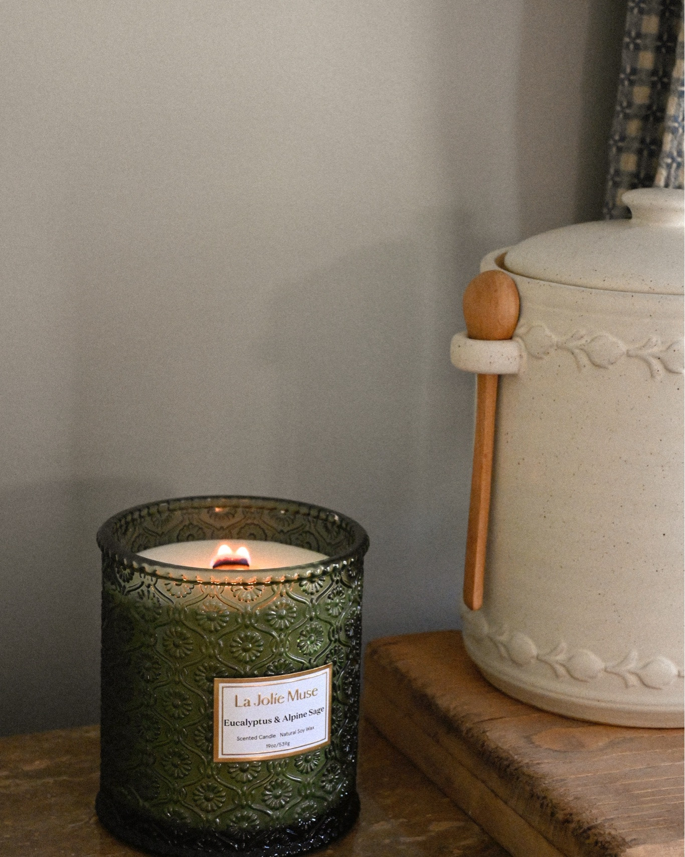 The prettiest candles 🤎

cozy home coffee bar European inspired decor