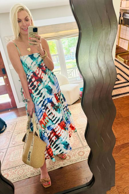 Wearing size XS runs on the large side. #ootd #maxidress