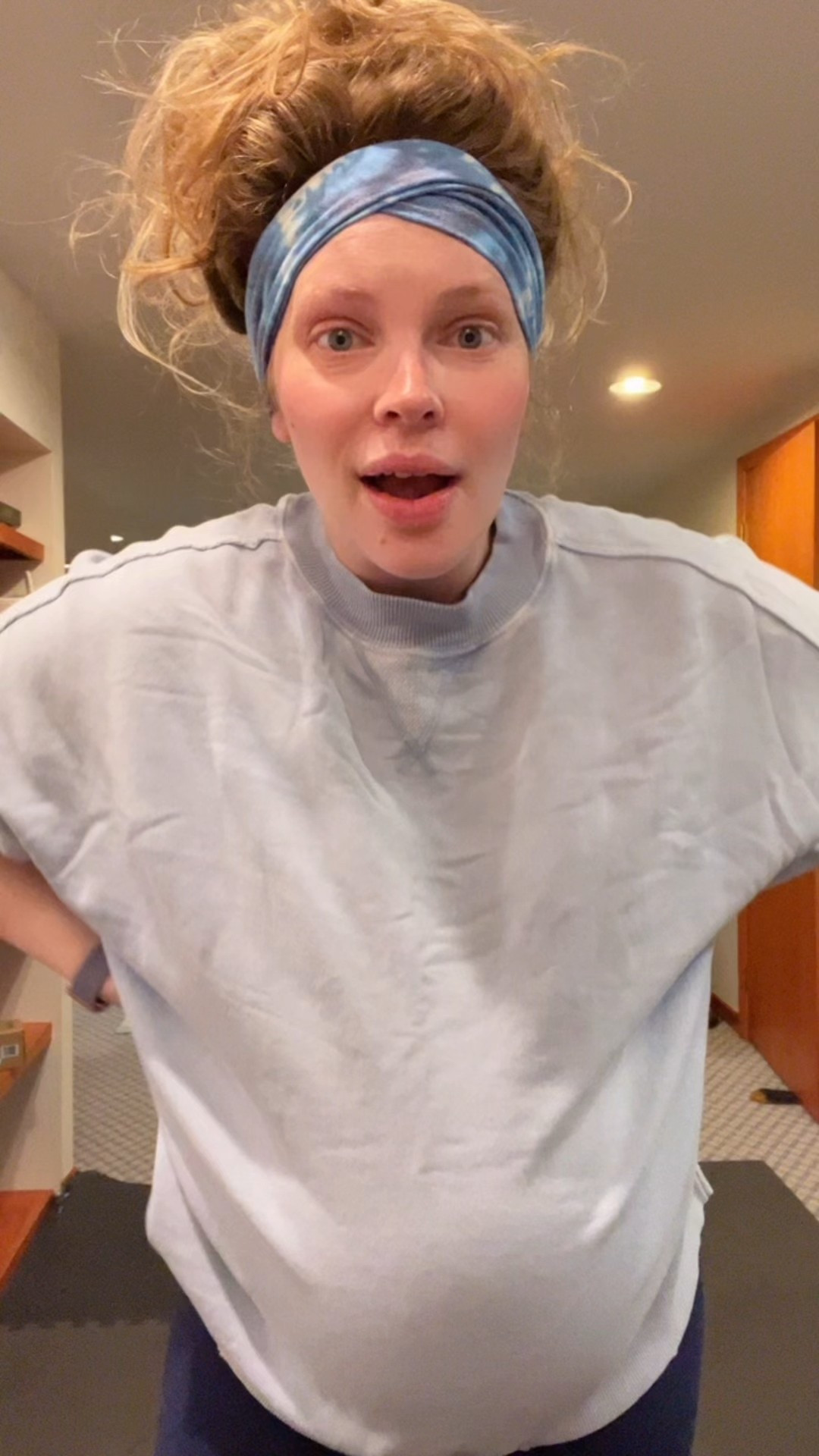 39 weeks 6 days, last time I made it this far was with my 3rd baby and 1st baby! I think we are making it to 40 weeks this time! 🥰❤️