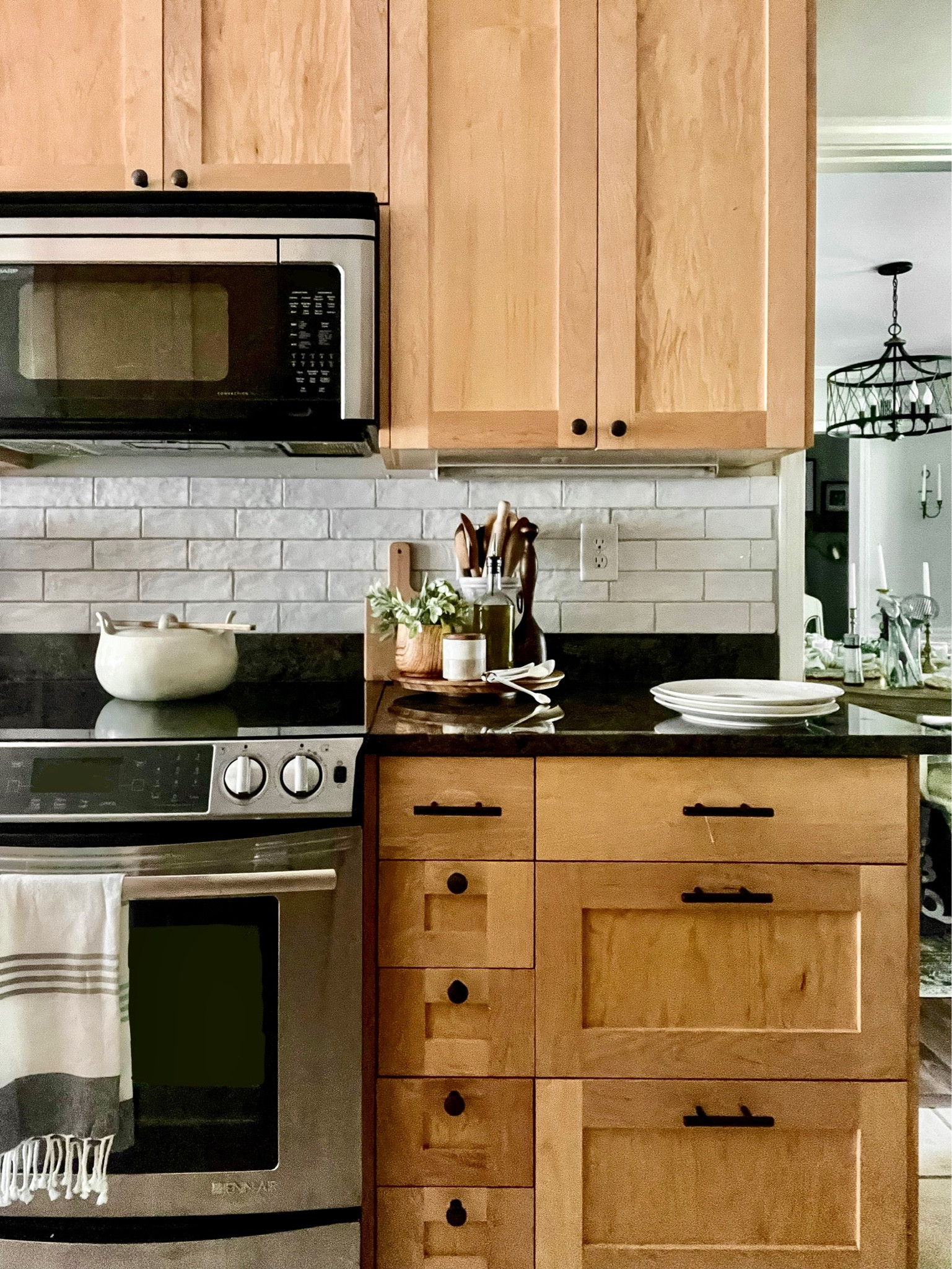 DIY kitchen backsplash
White subway Zellige textured tile
Wood cabinets
Dark countertops 


#LTKSeasonal #LTKhome #LTKstyletip