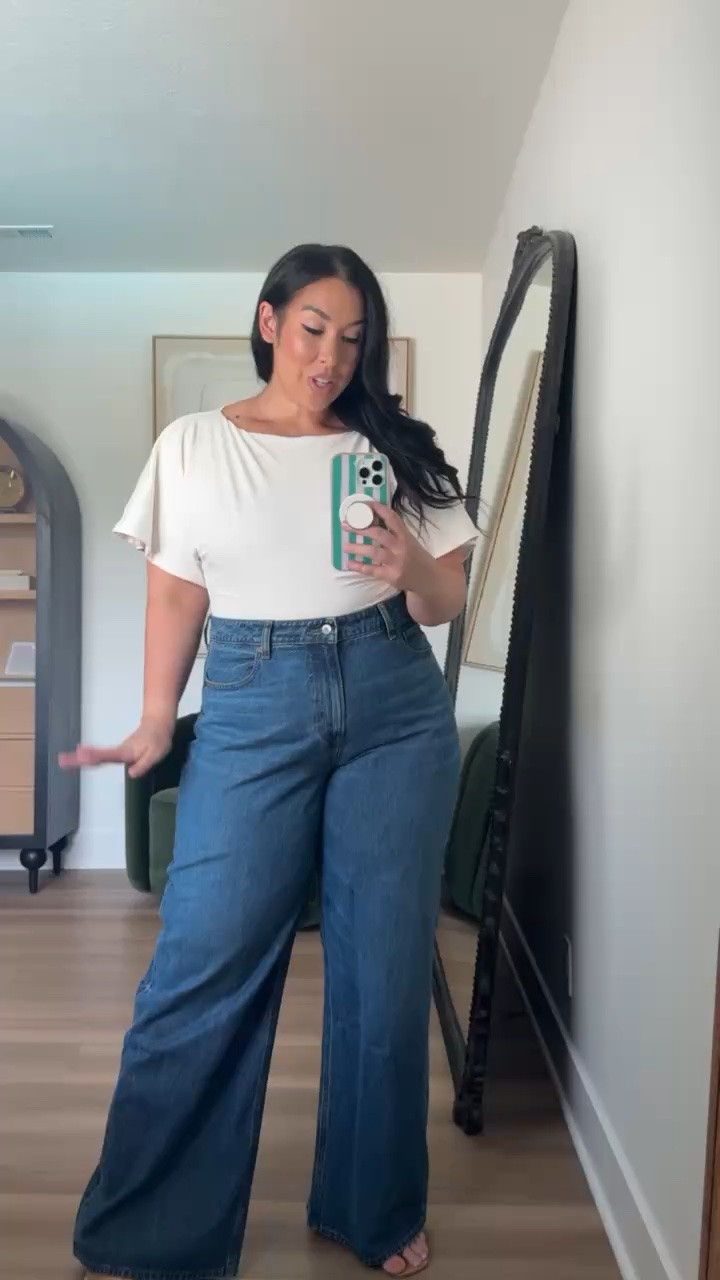 Chic wide leg denim and flutter slash sleeve top from @abercrombie 33 LONG

midsize fashion, ootd, denim haul, outfit inspo

#LTKootd #LTKMidsize #LTKSeasonal