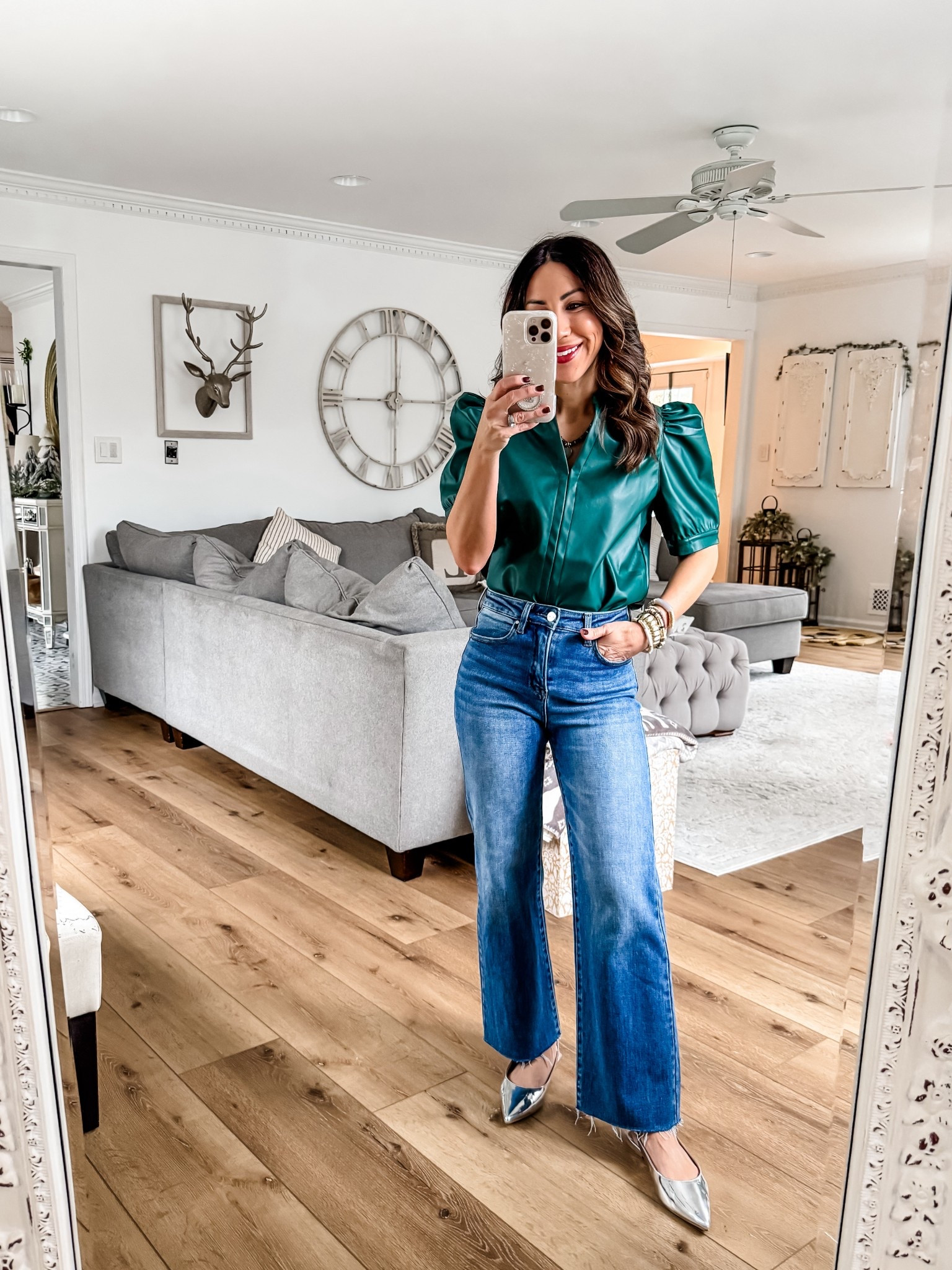 Jewelry code houseofleo30. Social Threads code cyber25. Small green faux leather top. Jeans, 25, silver shoes, TTS, holiday outfit.


#LTKFindsUnder100 #LTKHoliday #LTKSaleAlert