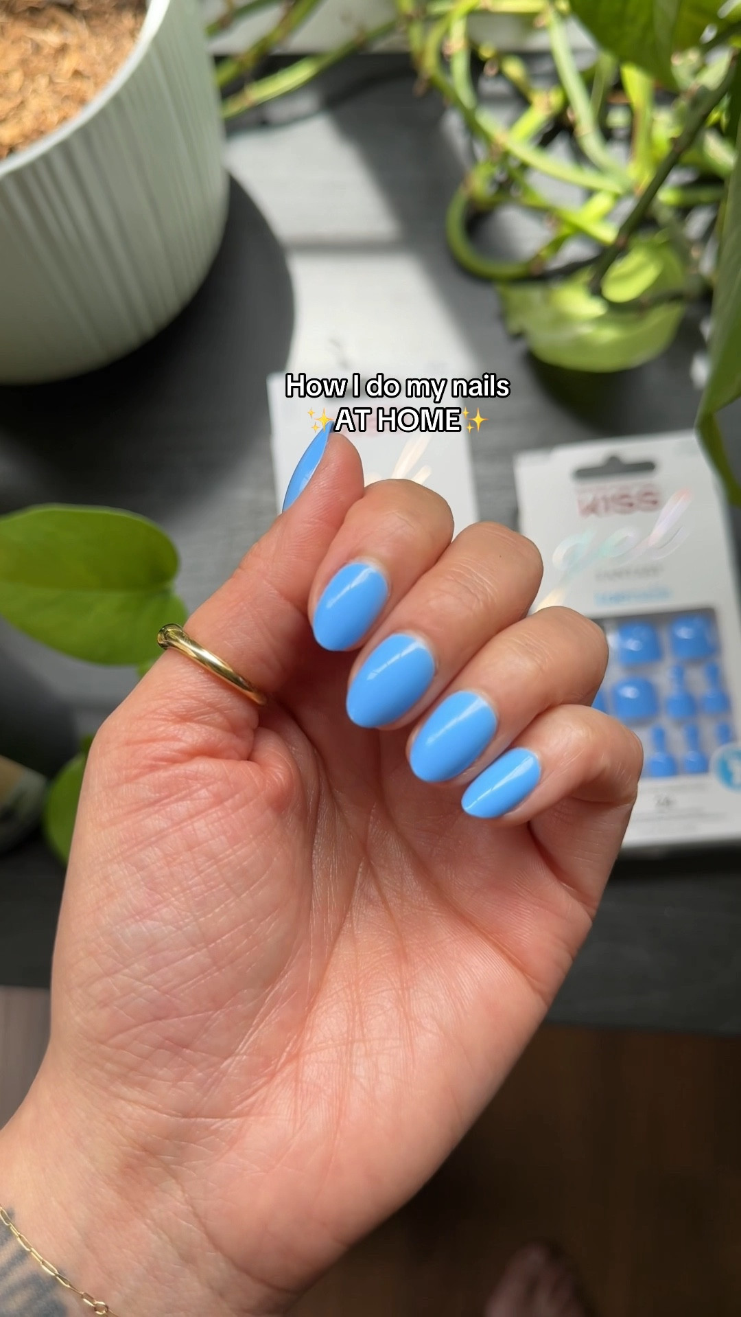 his KISS press-on nail set gave me a matching mani + pedi in less than 10 minutes.
No mess, no dry time, just perfectly shaped and coordinated nails that actually last.
I always keep one of these sets on hand for last-minute events or travel days.
Linked it on my LTK!
#LTKnails #LTKbeauty #pressonnails #KISSnails #matchingmani

#LTKOver40 #LTKFindsUnder50 #LTKBeauty