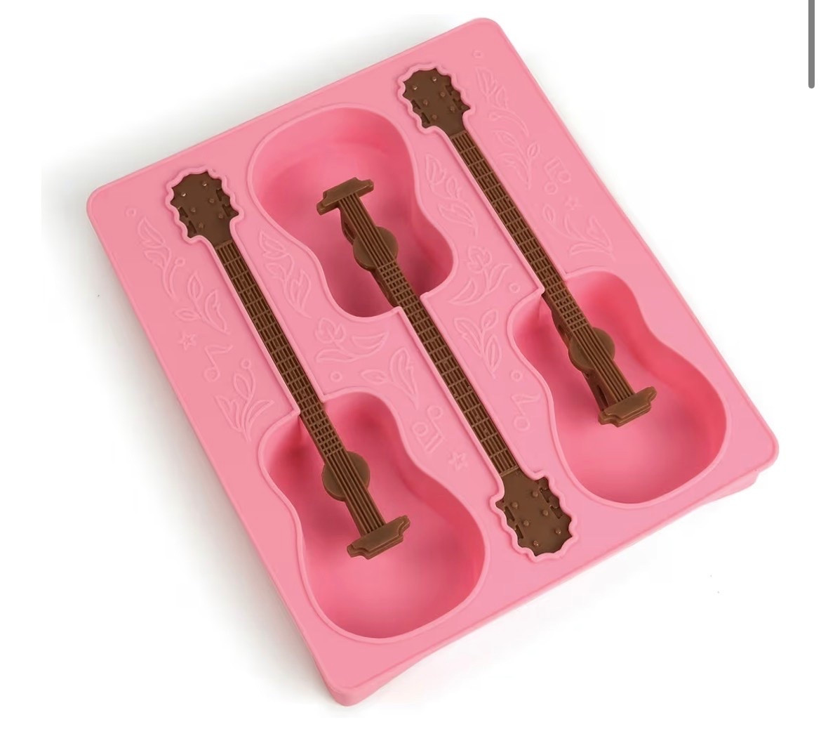 Dolly Parton ice cube trays ??? Umm yes please sign me up!!!!

#LTKhome #LTKsale #LTKfestival