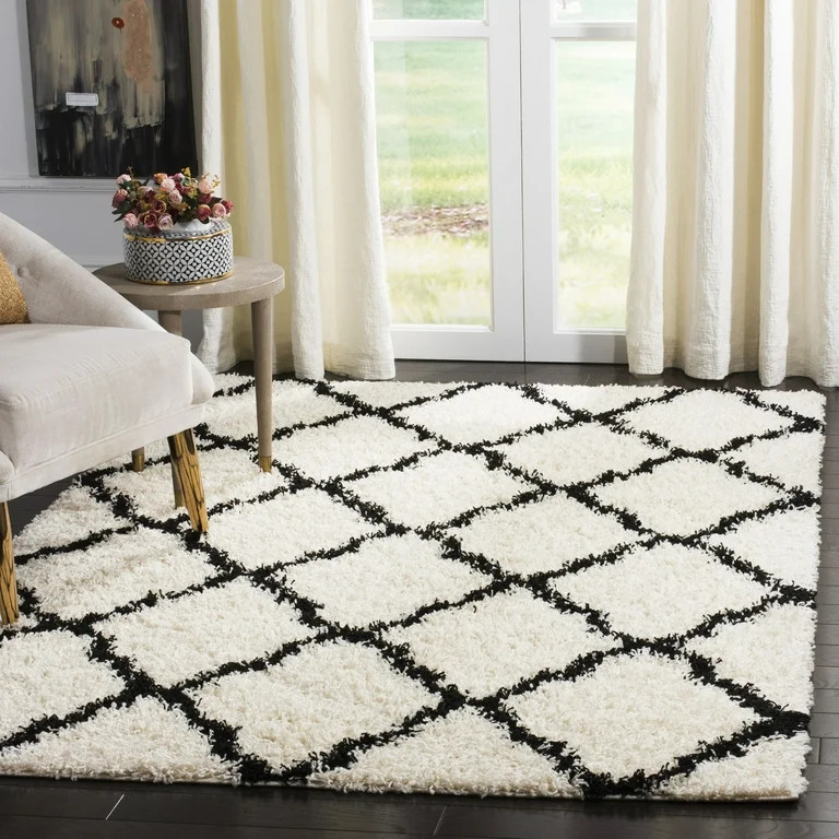 SAFAVIEH Daley Geometric Plush Shag Area Rug, Ivory/Black, 8' x 10' | Walmart (US)