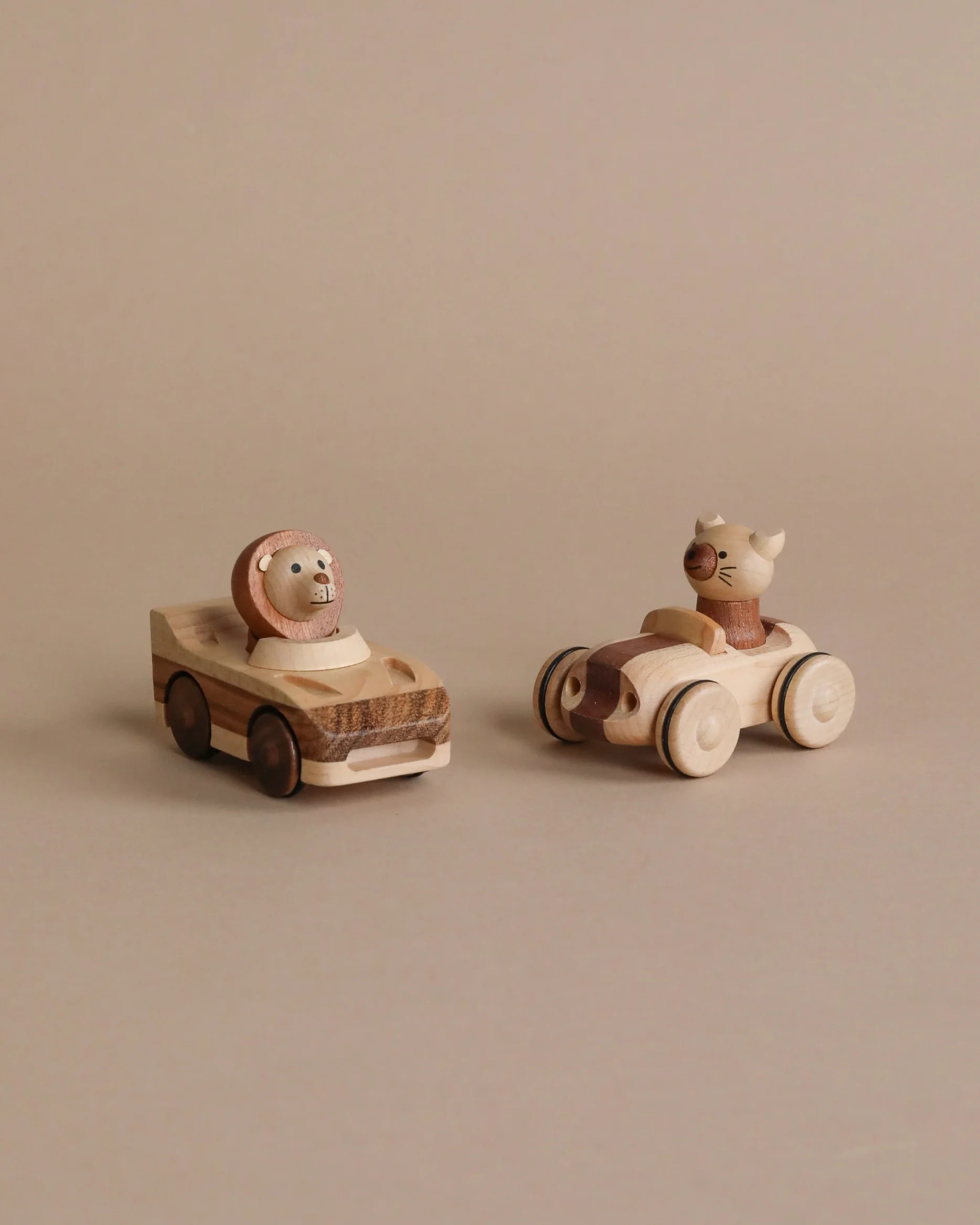 Wooden Animal Pull-Back Car | Odin Parker