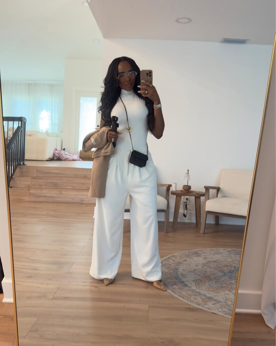 What I wore to my beauty summit in Miami 🫶🏼 the dress code was neutrals


|•Size small I’m 5’4 | 140lbs | 36D -27 -40  IG & YT: kirasfashionfinds TT: kiraabboud•|

#LTKStyleTip #LTKMostLoved #LTKU