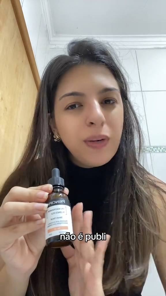 ✨ comprei, testei, aprovei ✨
Serum com 10% niacinamida + 1% zinco pca Principia! Segundo a Dermato do tiktok, é ideal para quem tem pele oleosa, acneica e uniformiza o tom da pele. E foi o que aconteceu comigo! Pra quem não estava cuidando muito da pele, senti a diferença logo nas primeiras aplicações. Custo benefício muito bom! Deixei os produtos disponíveis aqui. 
#principia #skincare 

#LTKbeleza #LTKbrasil