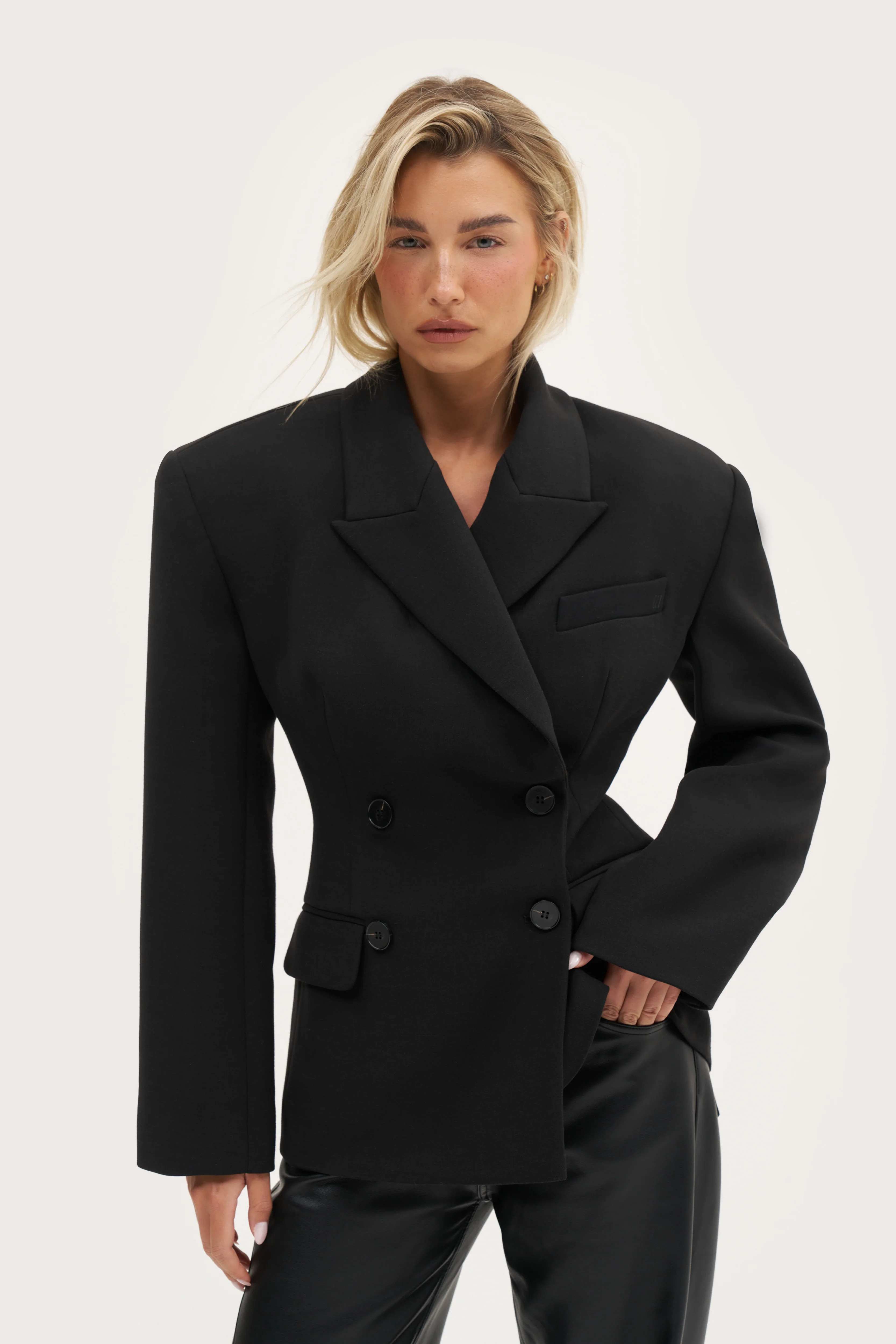 Tailored Every Wear Blazer - Black | Maebe