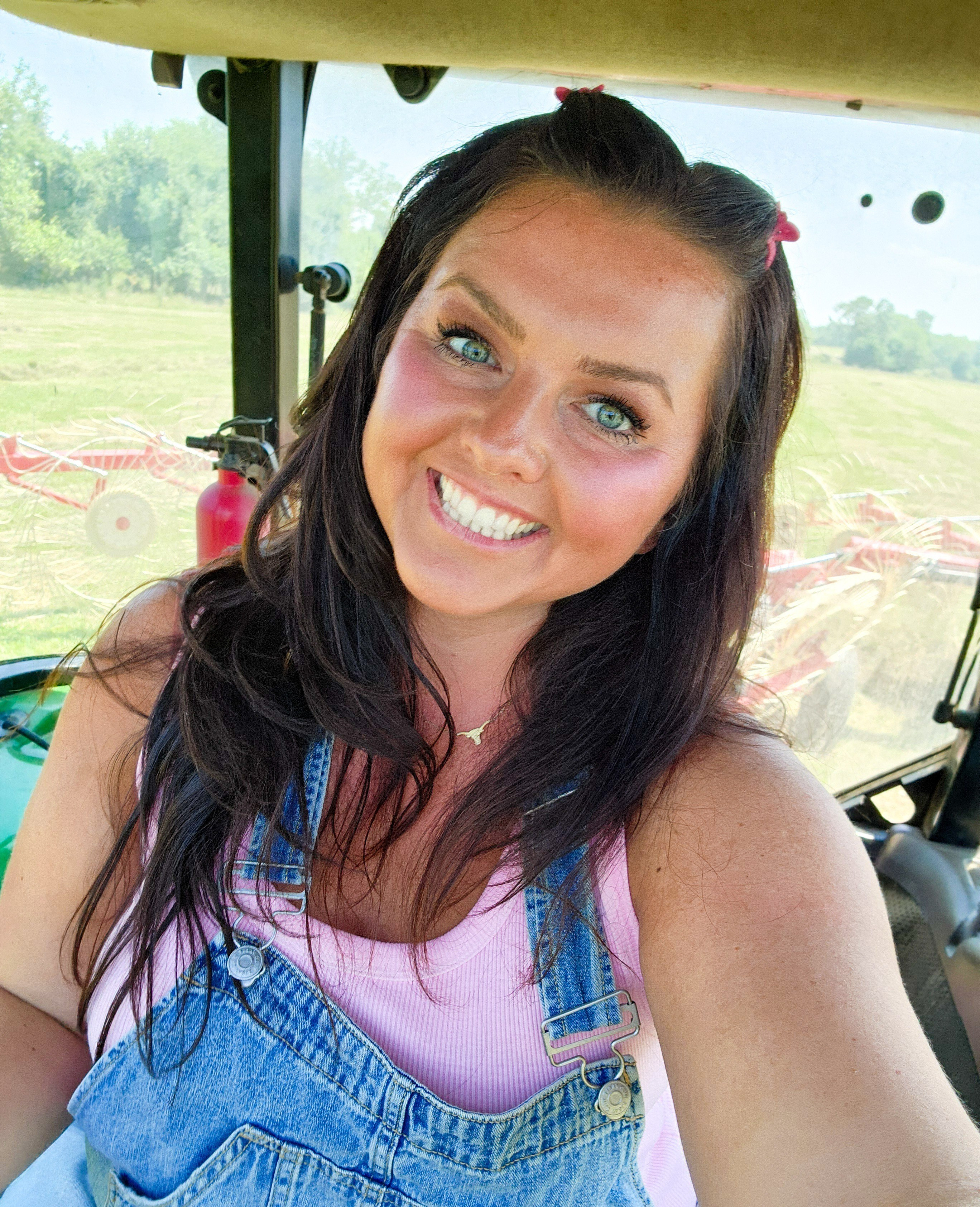 No such thing as a bad day when you have the luxury of never even having to know what day it is. #fulltimefarmerStarting a new thing called Outfit of the Hay where I share my daily farm girl fits! These denim shortalls from Target are so cute and of course I had to add a pop of pink with this ribbed tank! Making farming cute again! 

#LTKSaleAlert #LTKFindsUnder50 #LTKStyleTip