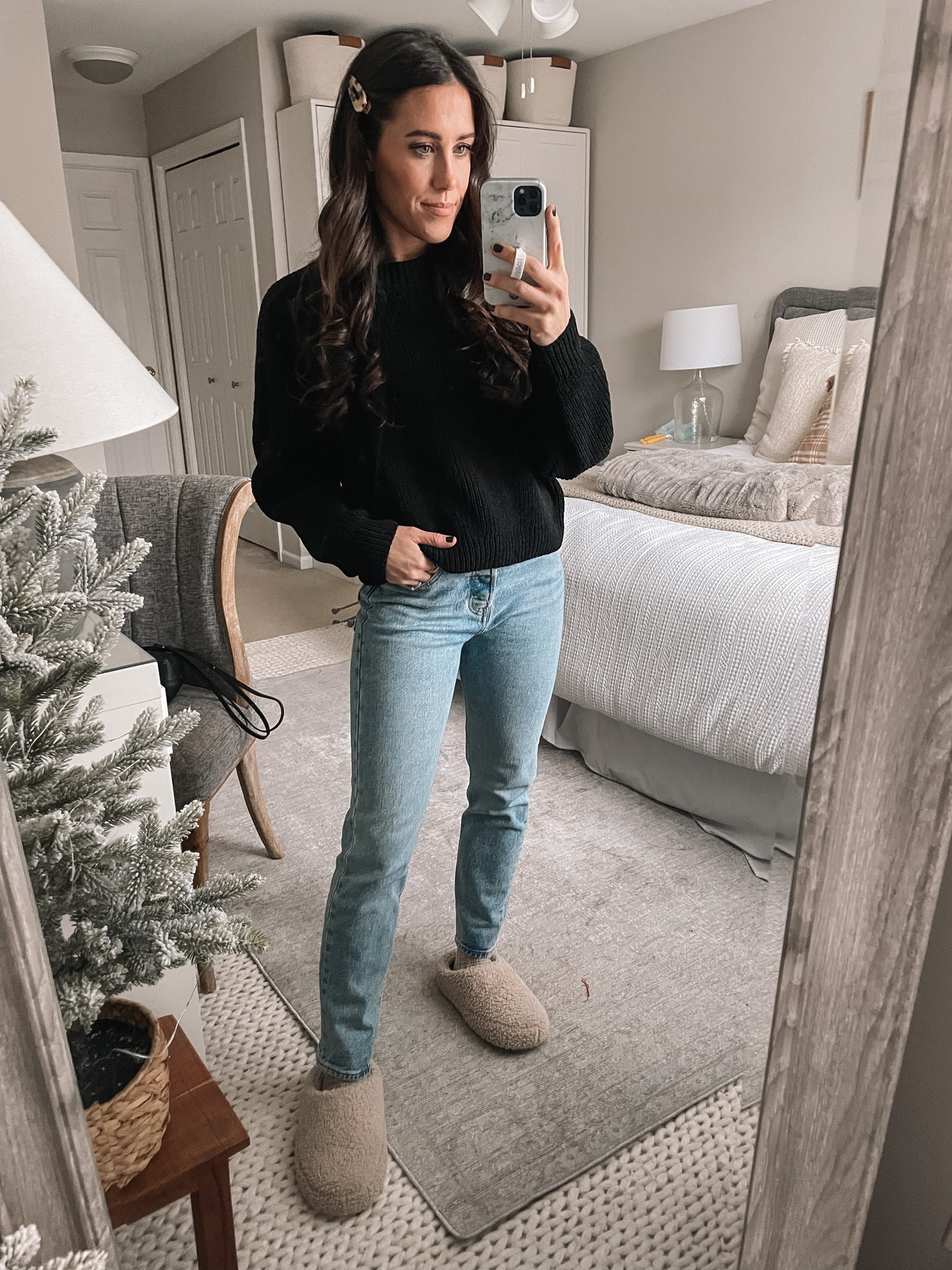 12.10.22
Abercrombie Sweater, Levis Jeans 

#LTKstyletip #LTKHoliday #LTKGiftGuide