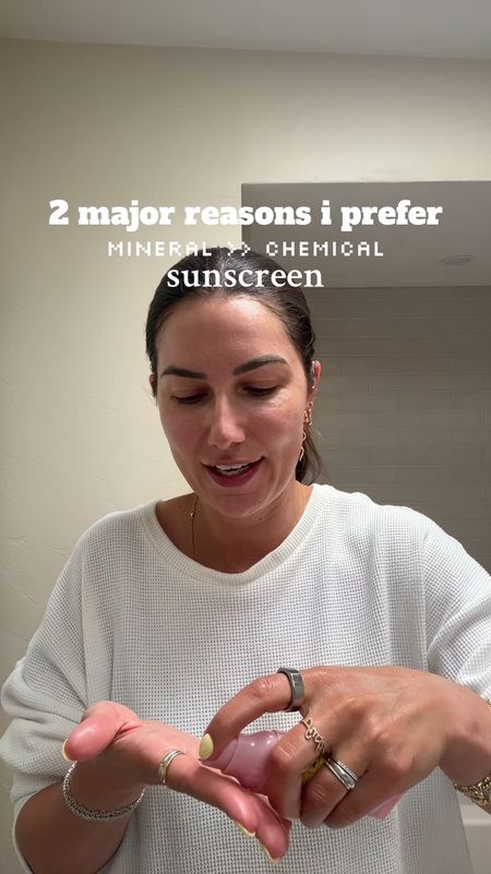mineral > physical/chemical for me 🧴 

sunscreen tips, sunscreen recommendations, sunscreen 

#LTKVideo #LTKbeauty