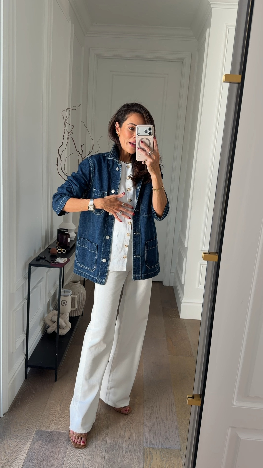 This denim chore jacket is giving designer vibes under $100! 

#LTKSeasonal #LTKOver40