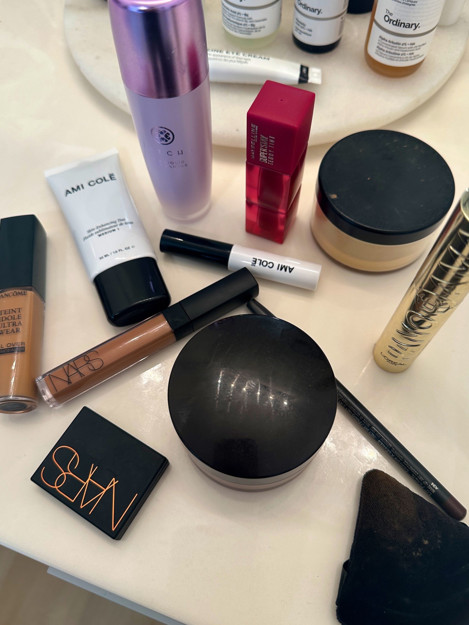 The aftermath of putting on makeup. I'm such a clean person.

beauty • best of beauty • black women makeup • black women beauty • makeup for black women • black girl makeup• lipstick • skincare • face mask • facial treatments • beauty hacks • beauty tips • beauty products for skin • natural beauty  beauty hacks • beauty routine • skincare routine • how to start a skincare routine • skincare products • skincare tips • skincare routine for oily skin 

 

#LTKFindsUnder100 #LTKBeauty