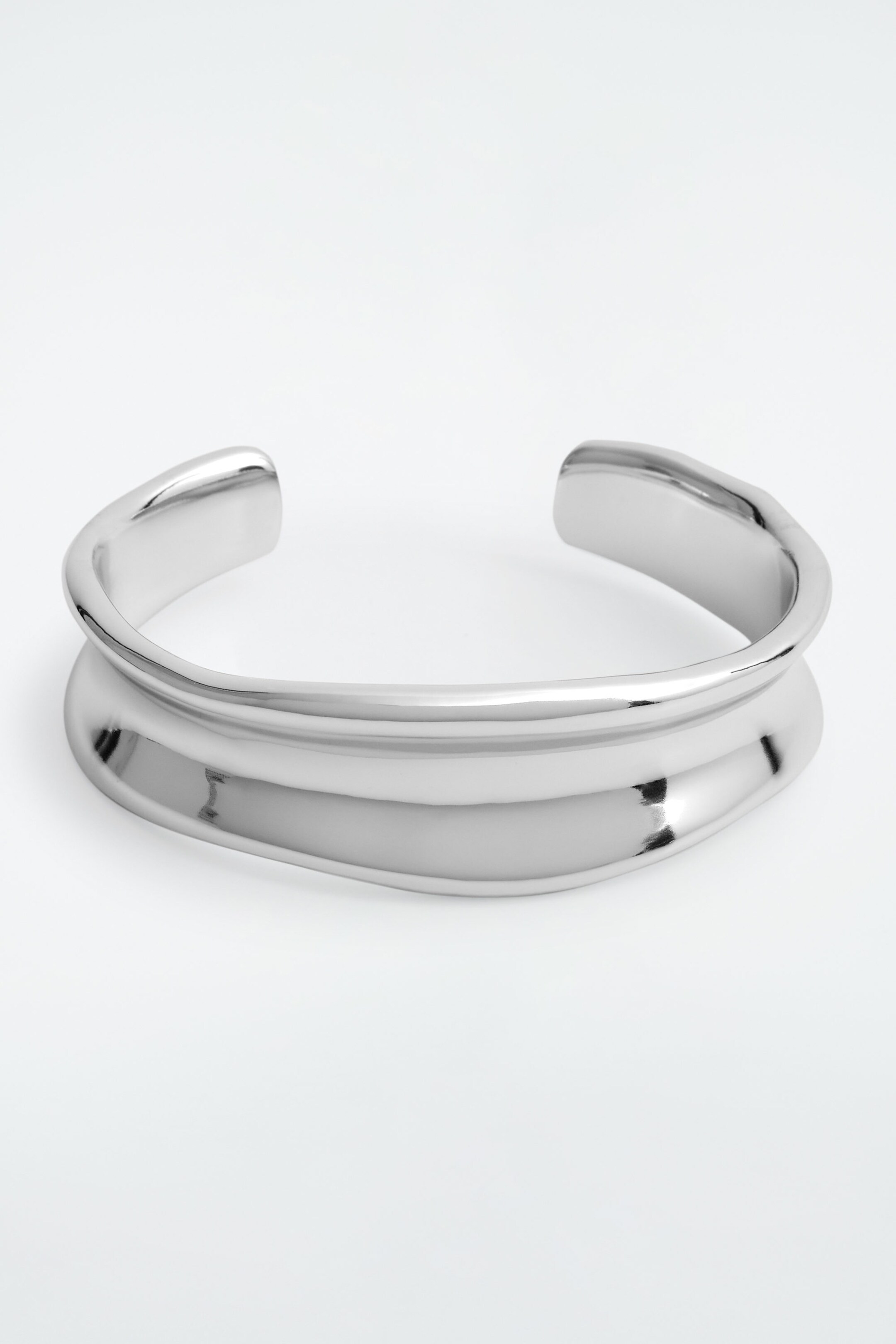 SLIM SCULPTED CUFF - SILVER | COS UK