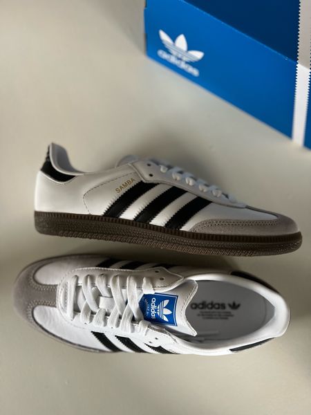 Run don’t walk, there’s lots of Sambas in stock! These have been on my wishlist for so long. Merry Christmas to me! 

#LTKshoecrush #LTKGiftGuide #LTKfindsunder100