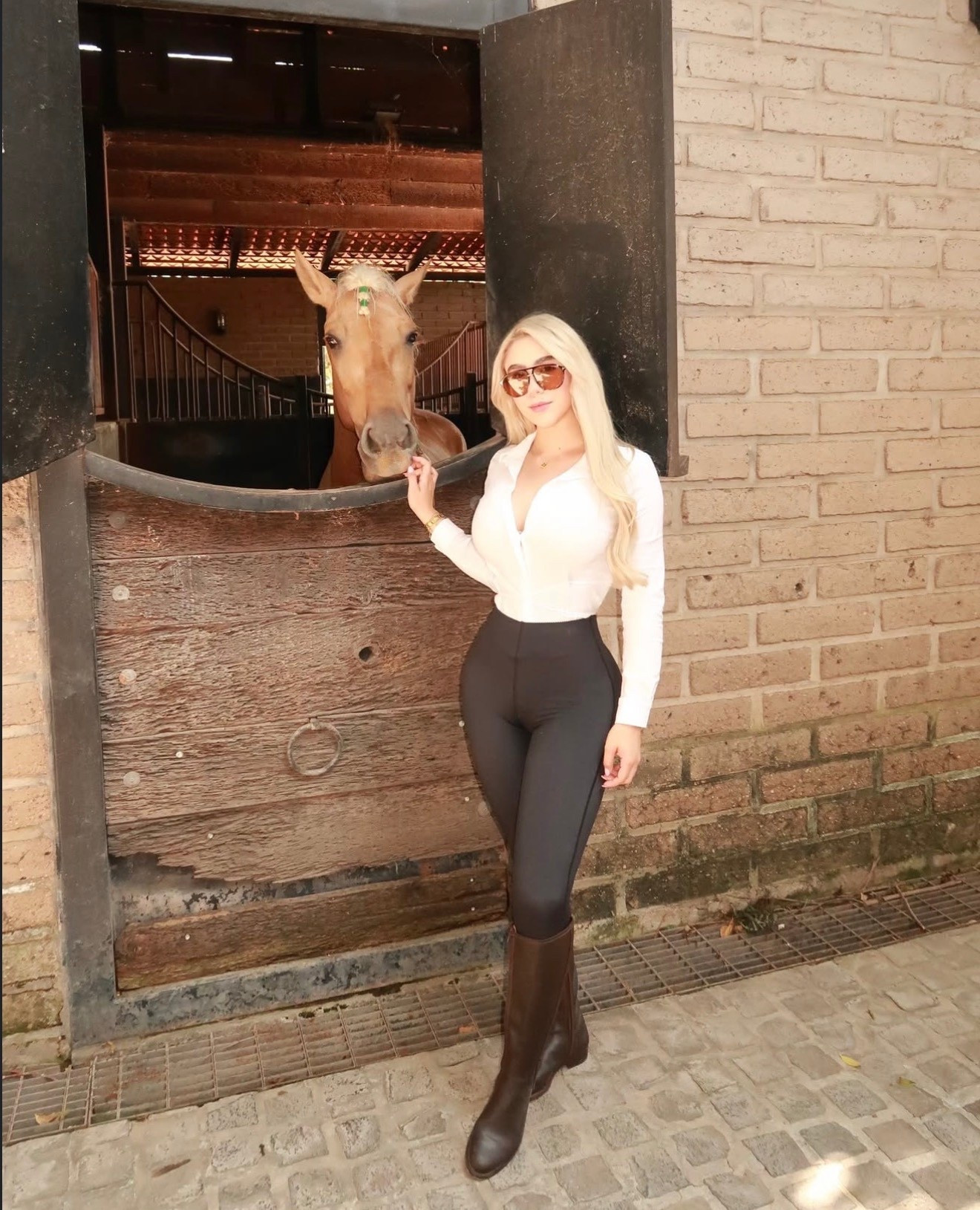 entre los caballos ♥️ 

#LTKgrwm #LTKTall #LTKActive