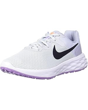 Nike Women's Race Running Shoe | Amazon (US)