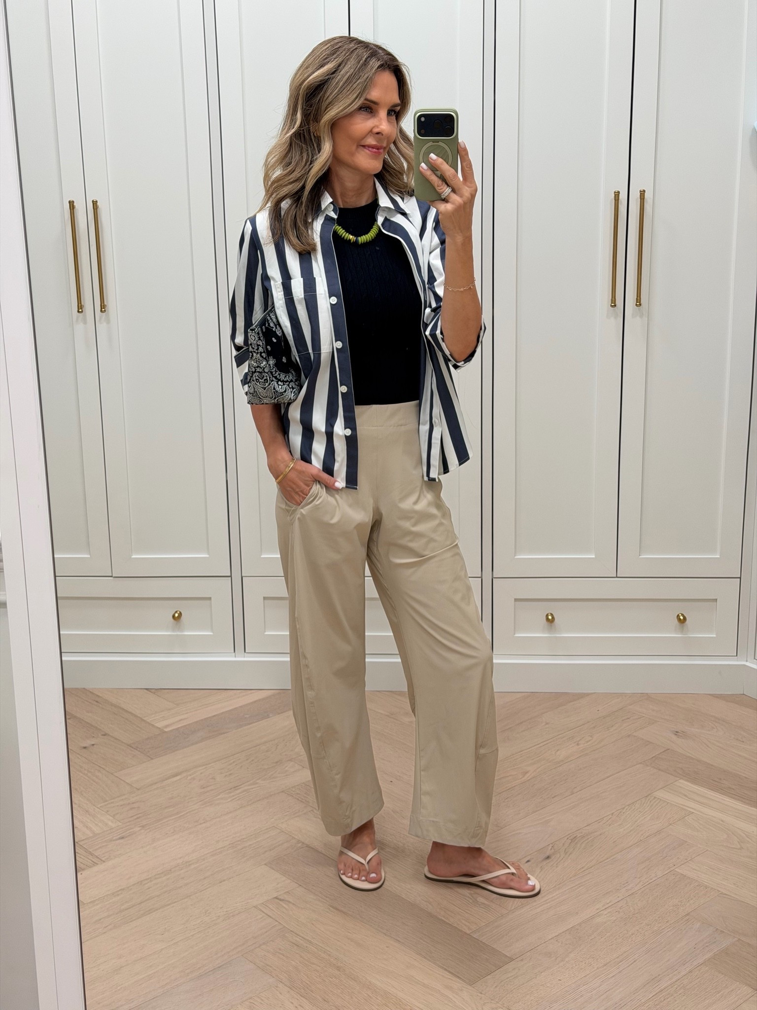 I’m 5’6’’ the viral Ruti pants are now on sale for 20% off!

#LTKootd #LTKOver40 #LTKSeasonal