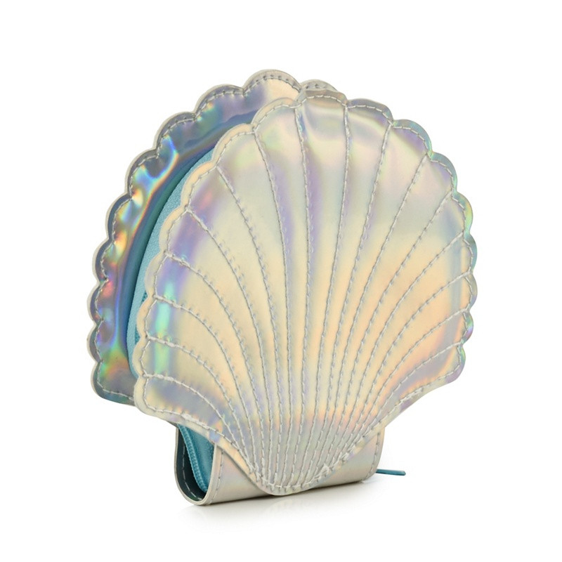 Cosy Friends Manicure kit in an iridescent shell case | Debenhams UK