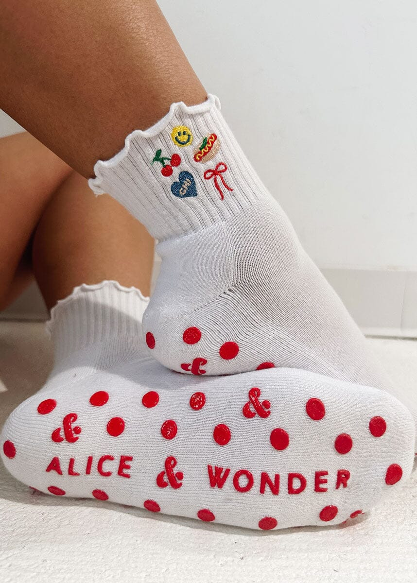 Chicago Icons Ruffle Pilates Sock | Alice & Wonder