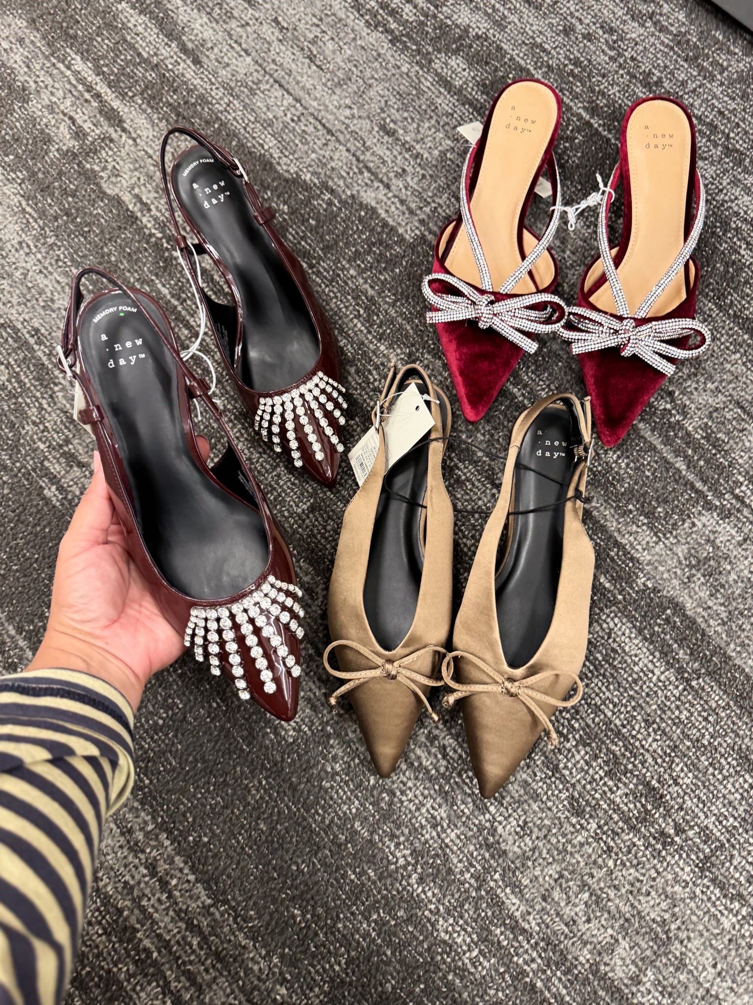 40% off shoes at Target!

target style, target finds, shoes, holiday shoes 

#LTKootd #LTKFindsUnder50 #LTKSaleAlert