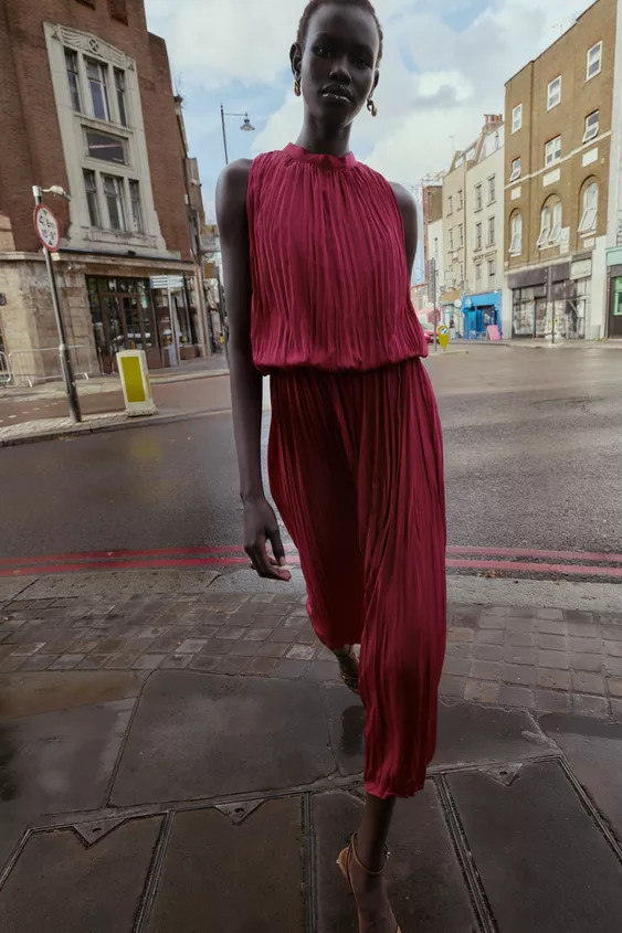 WRINKLE EFFECT PLEATED MIDI DRESS | Zara US