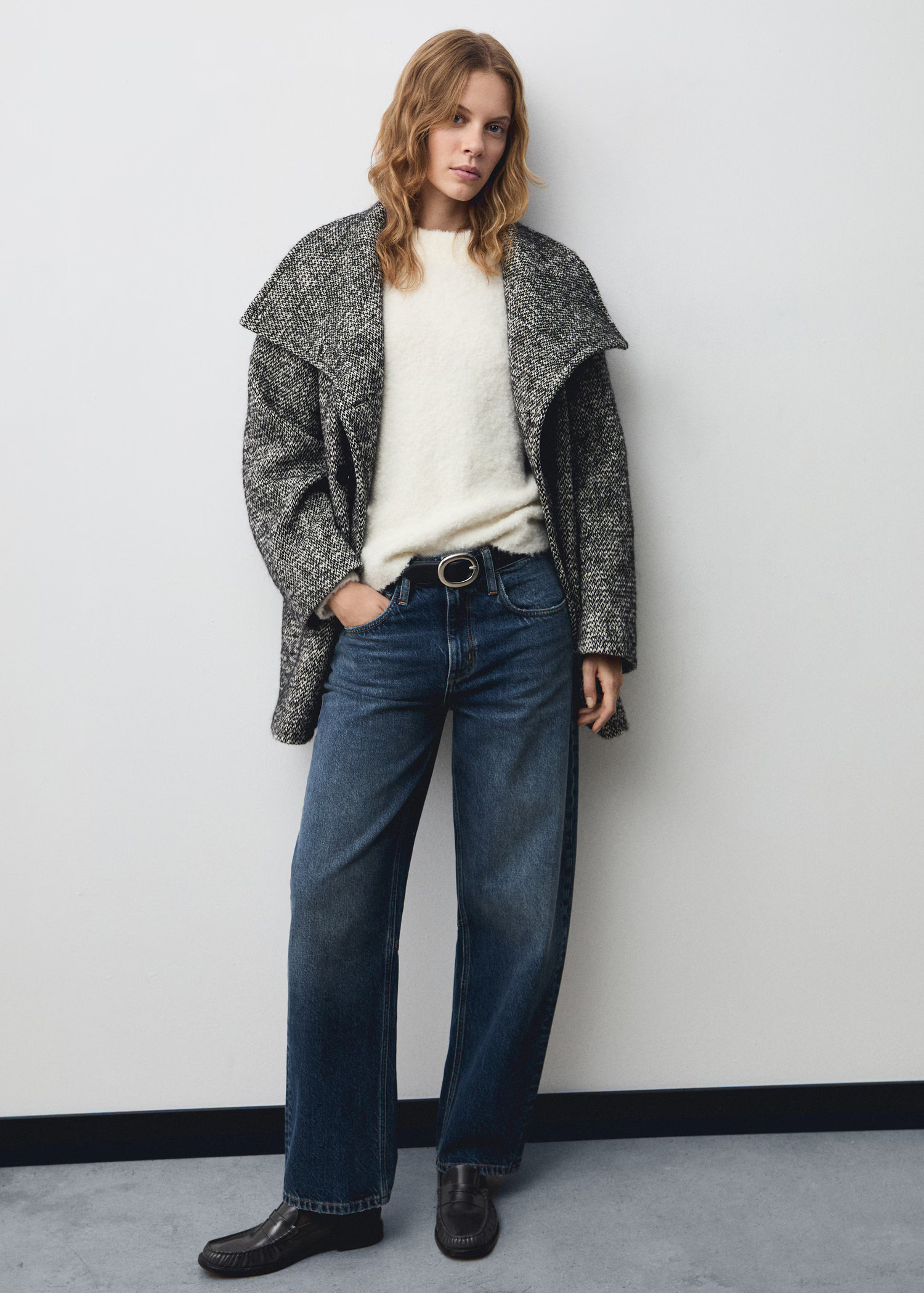 Round-neck knitted sweater - Women | MANGO United Kingdom | MANGO (UK)