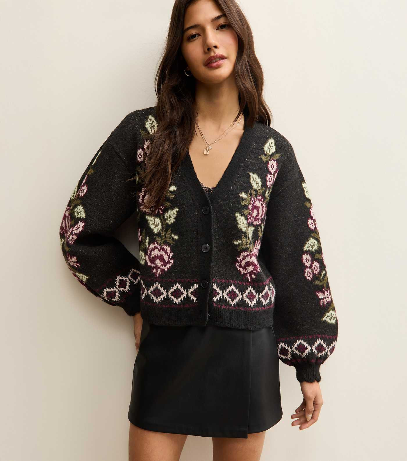 Black Floral Jacquard V-Neck Cardigan | New Look | New Look (UK)