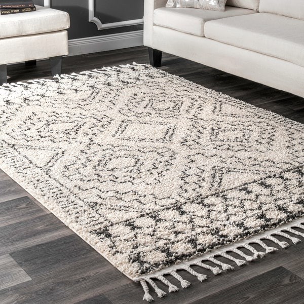 nuLOOM Off-White Soft and Plush Moroccan Tribal Geometric Shag Tassel Area Rug - 7'10" x 10' | Bed Bath & Beyond