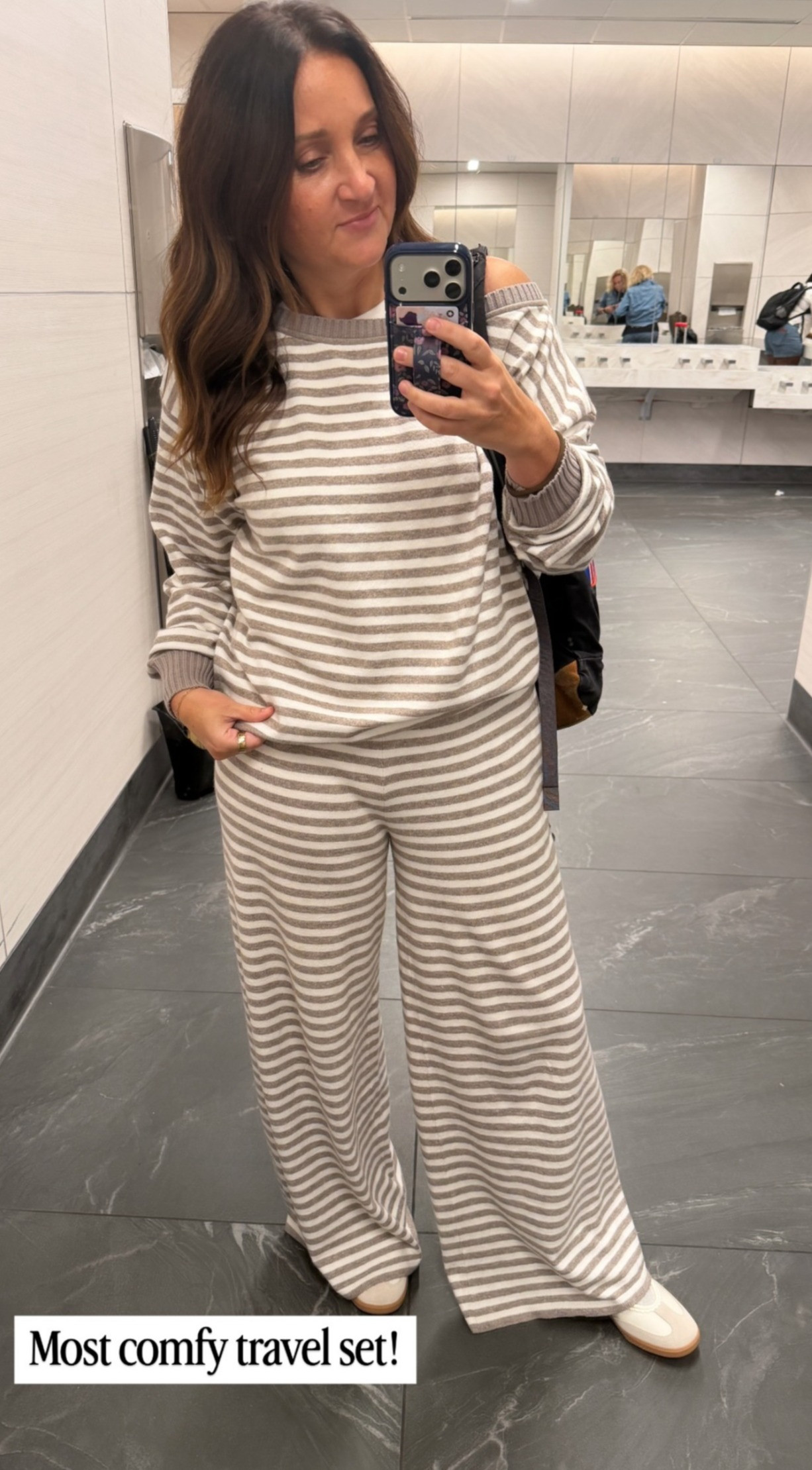 My comfy travel set! 

 #LTKdayinmylife #LTKgrwm #LTKTravel