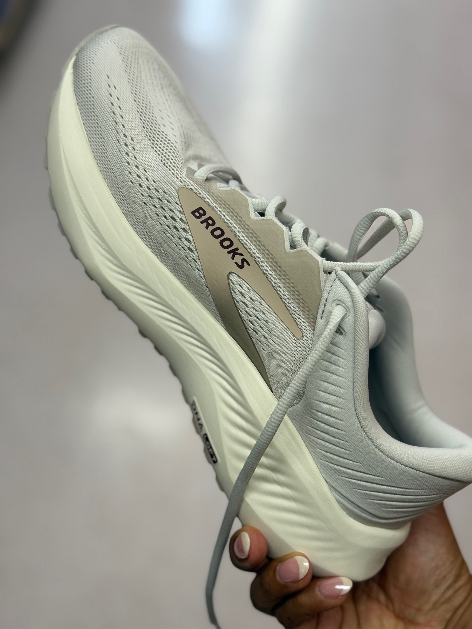 20 days in Europe confirmed it: these are the only shoes you need. 👟 From city walks to any international trip, these are a total game-changer for staying comfortable without sacrificing style.

#TravelMustHaves #EuropeBound #TravelStyle #LTKTravel #LTKEurope #LTKStyle

#LTKootd #LTKTravel