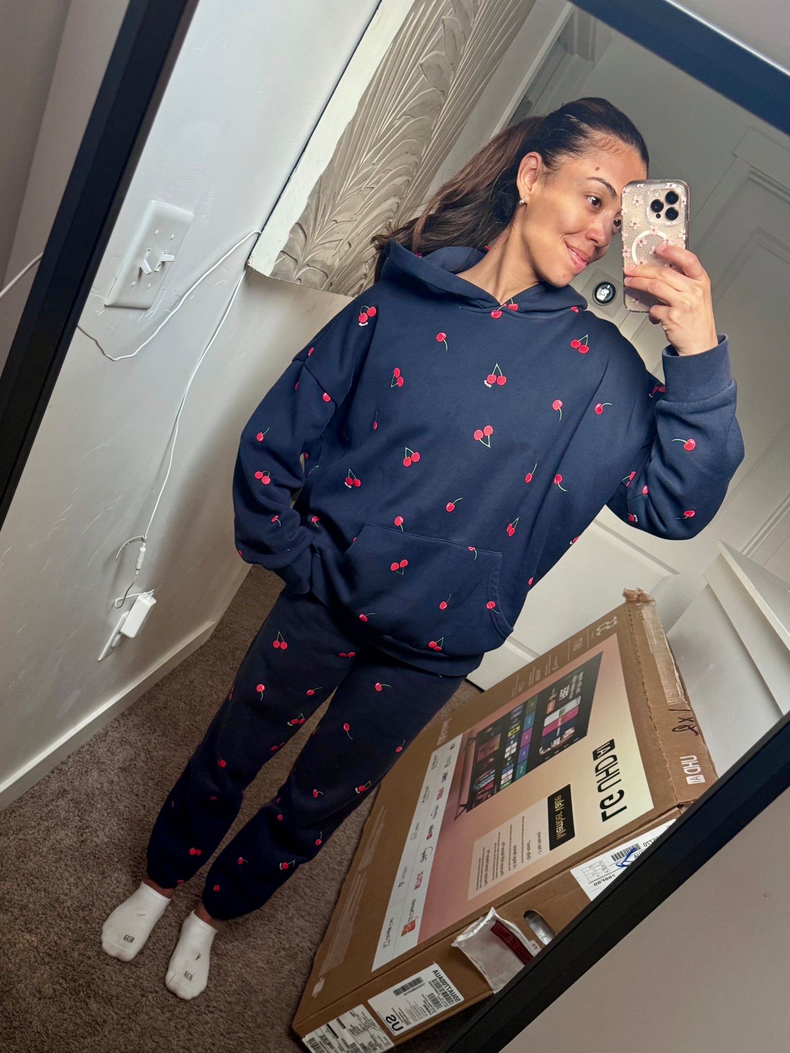 My comfy look!! This set is from starfit but I did find something similar at a really good price 💕
Lounge set, cherry set, comfy set

#LTKSeasonal #LTKootd #LTKU